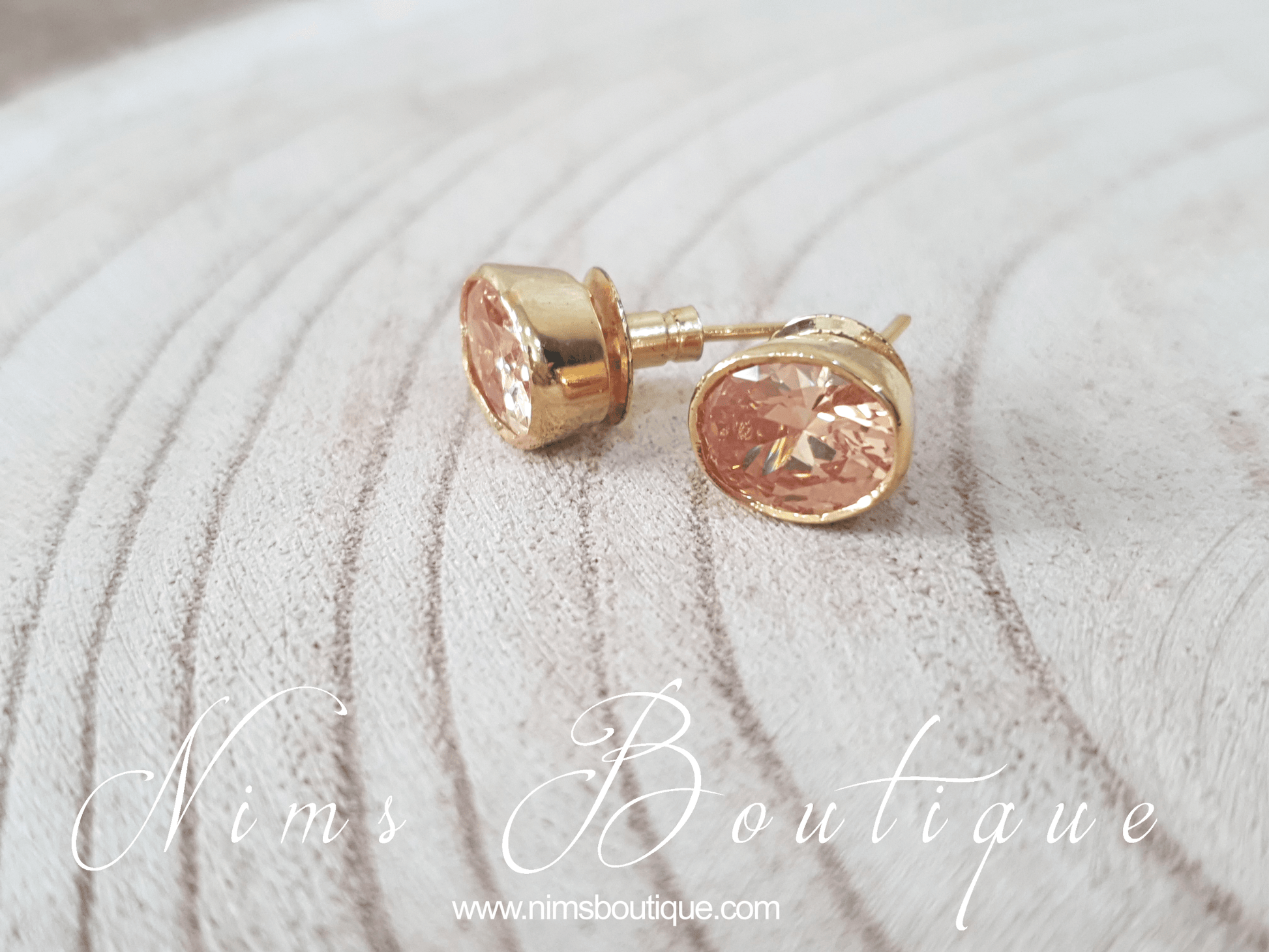 Nims Boutique The NB Gold stud earrings