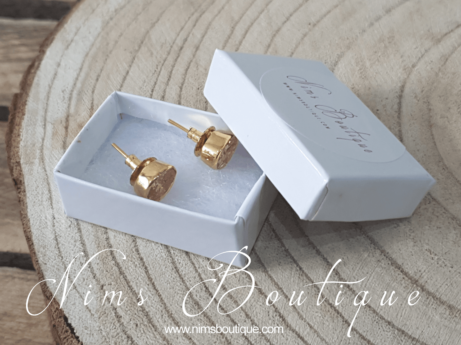 Nims Boutique The NB Gold stud earrings