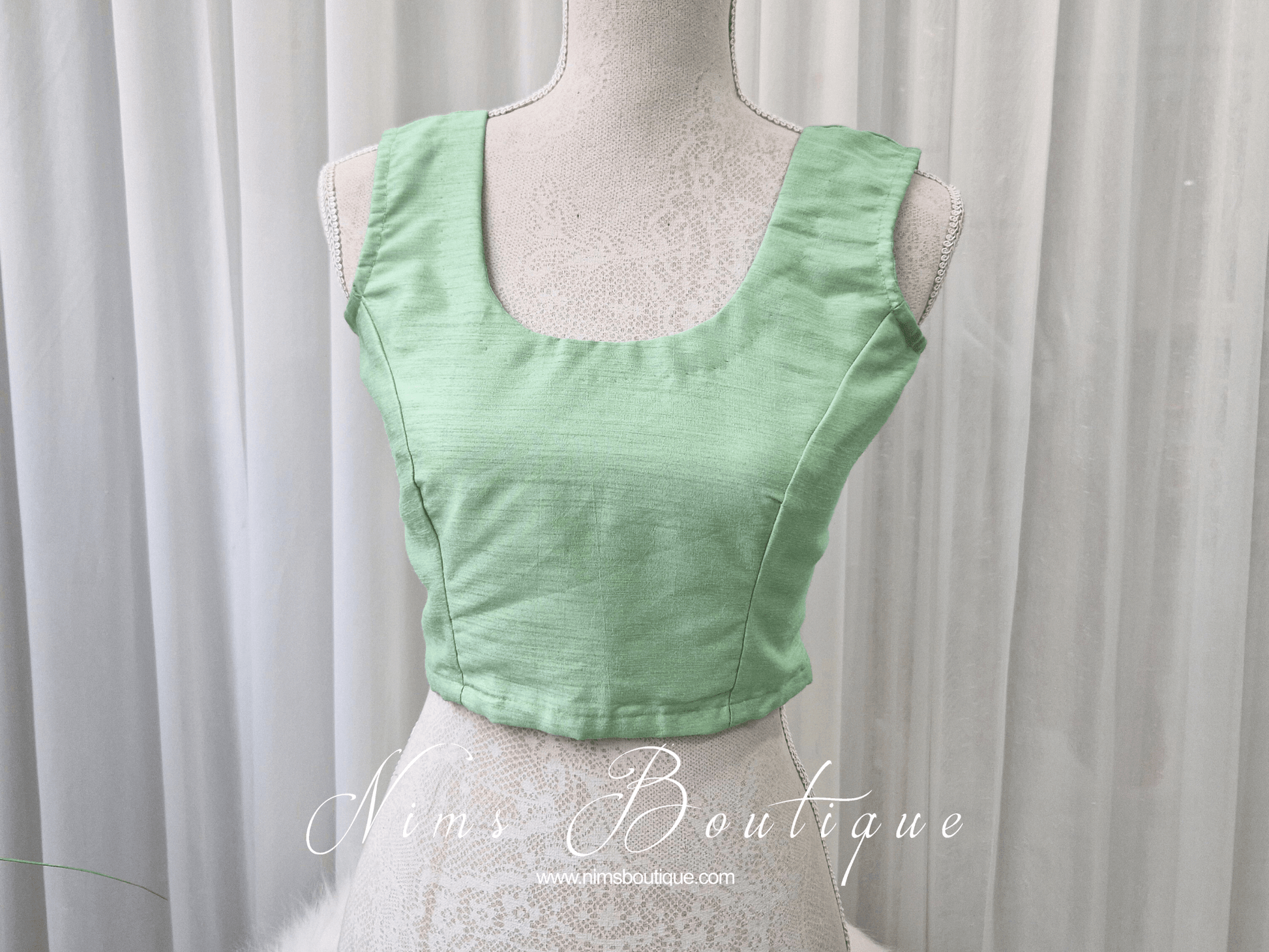 Nims Boutique Sleeveless Mint Blouse 4-18