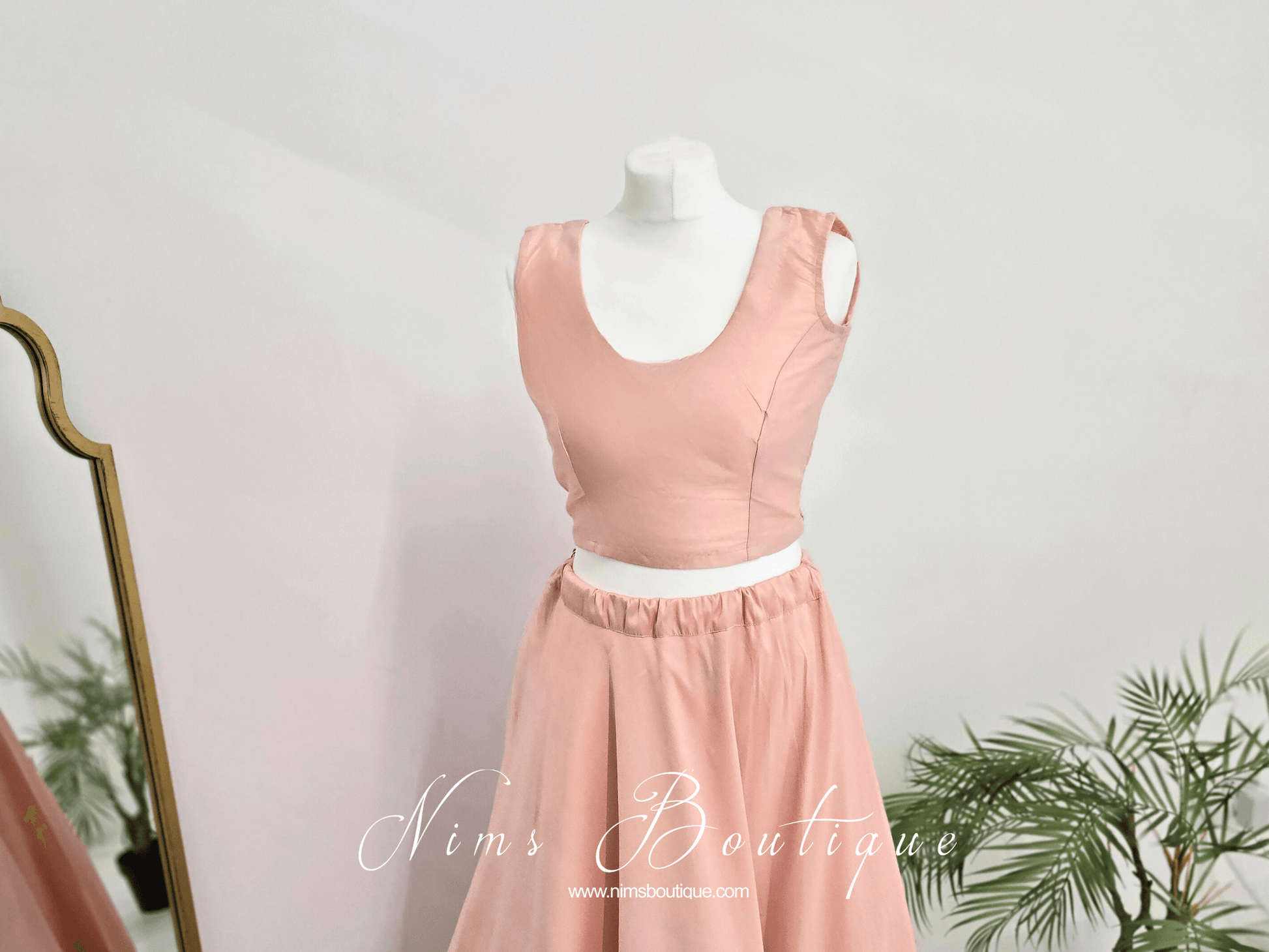 Nims Boutique Sleeveless Peach Silk Blouse 4-18