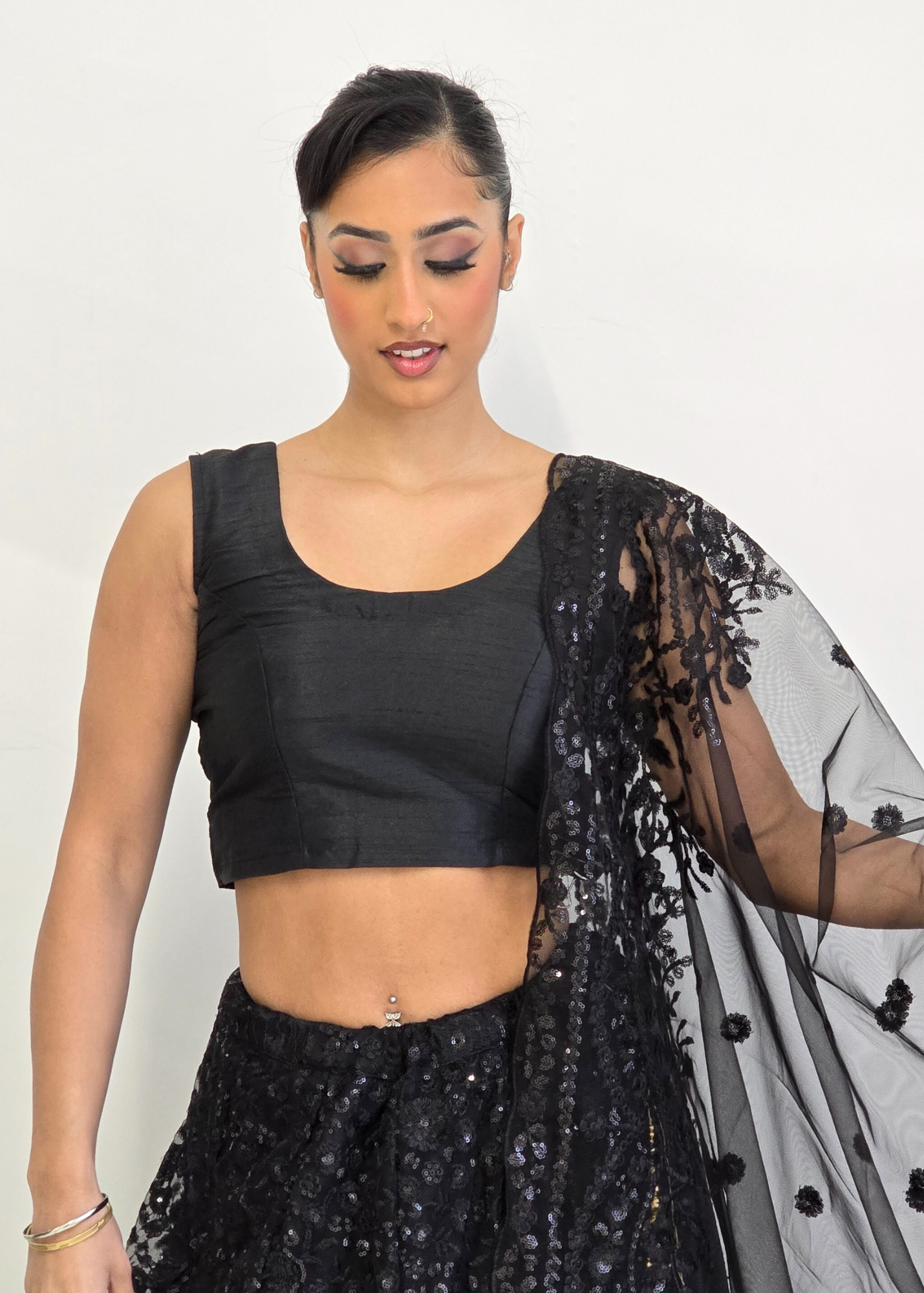 Sleeveless Black Raw Silk Blouse (8-28)