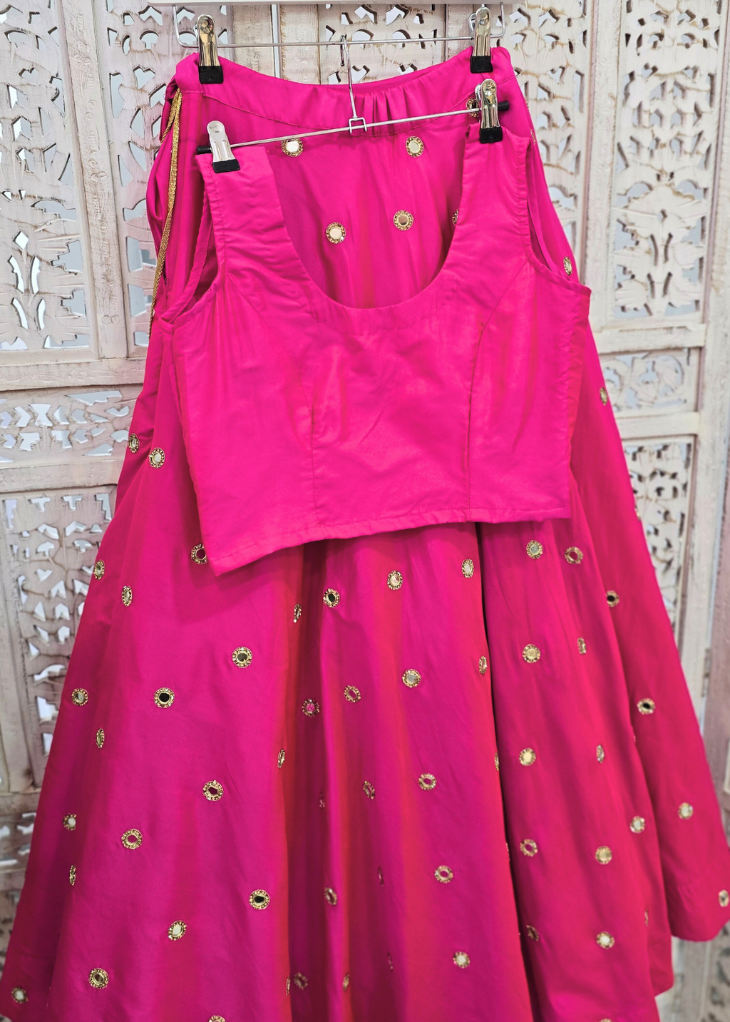 Sleeveless Hot Pink Silk Blouse (4-26)