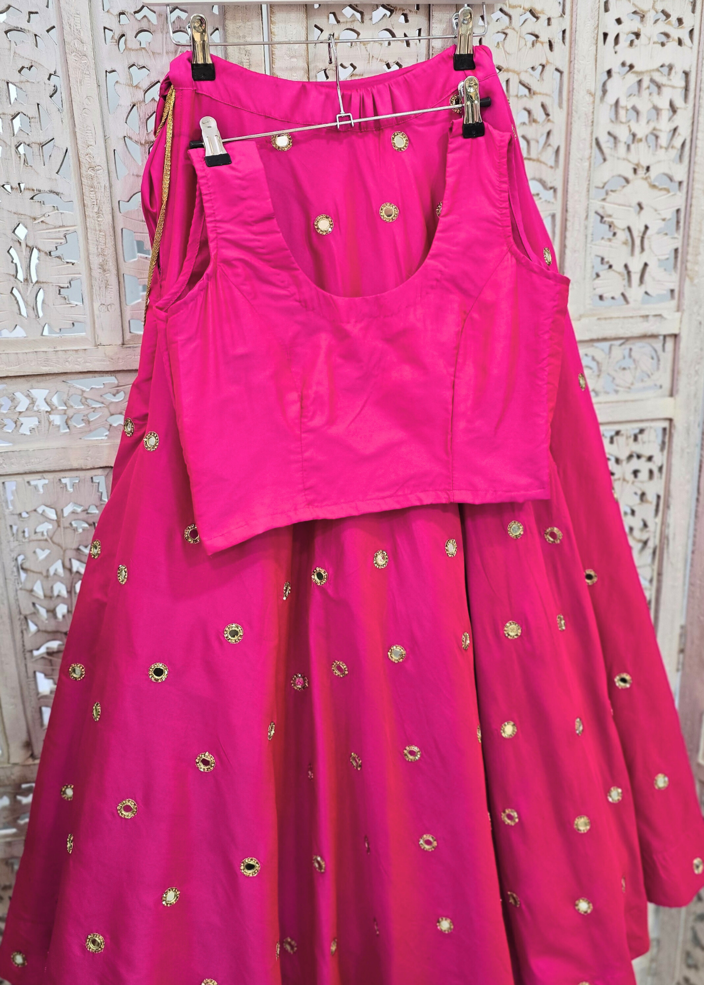 Sleeveless Hot Pink Silk Blouse (4-26)