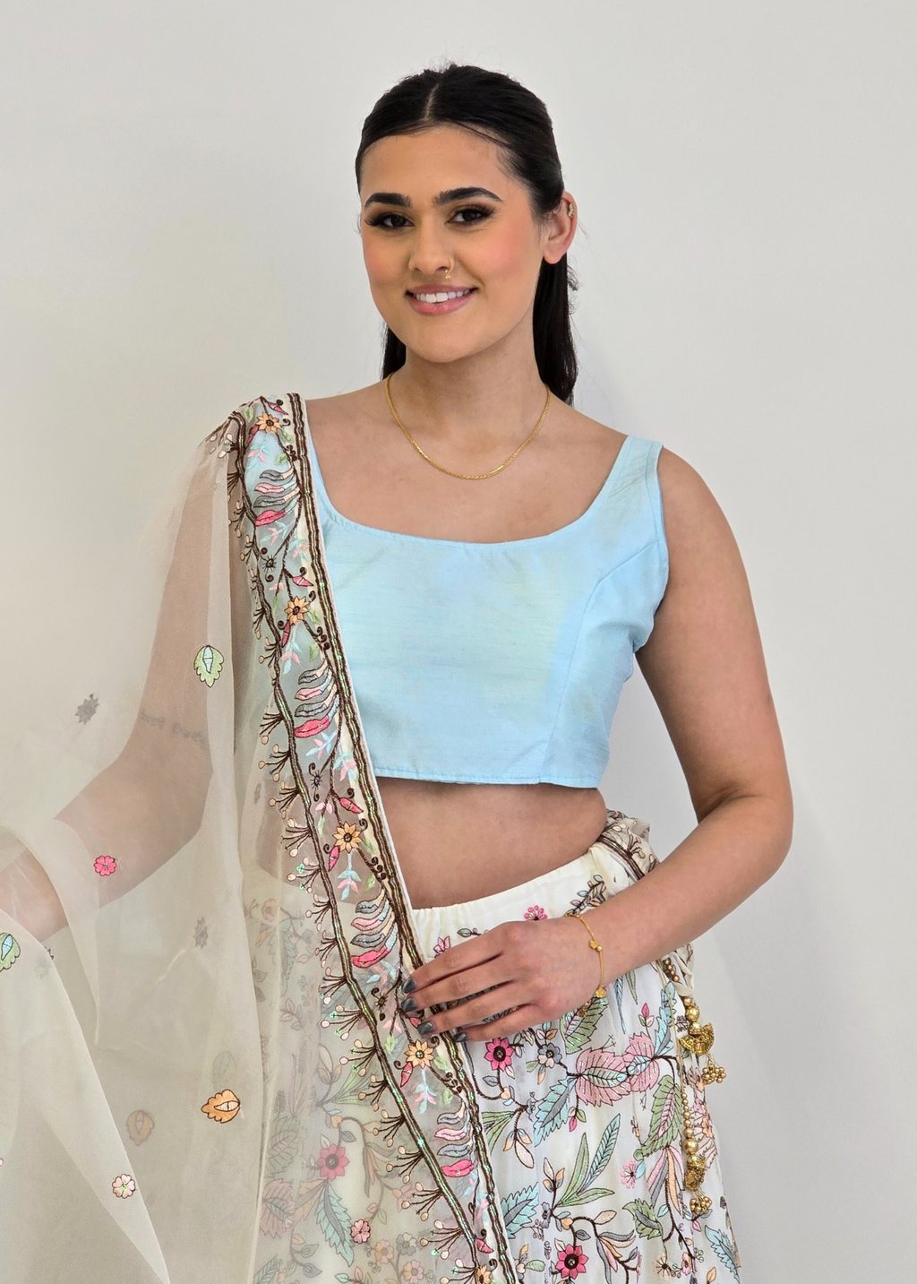 Sarika Luxury White Organza Embroidered Dupatta/Chunni