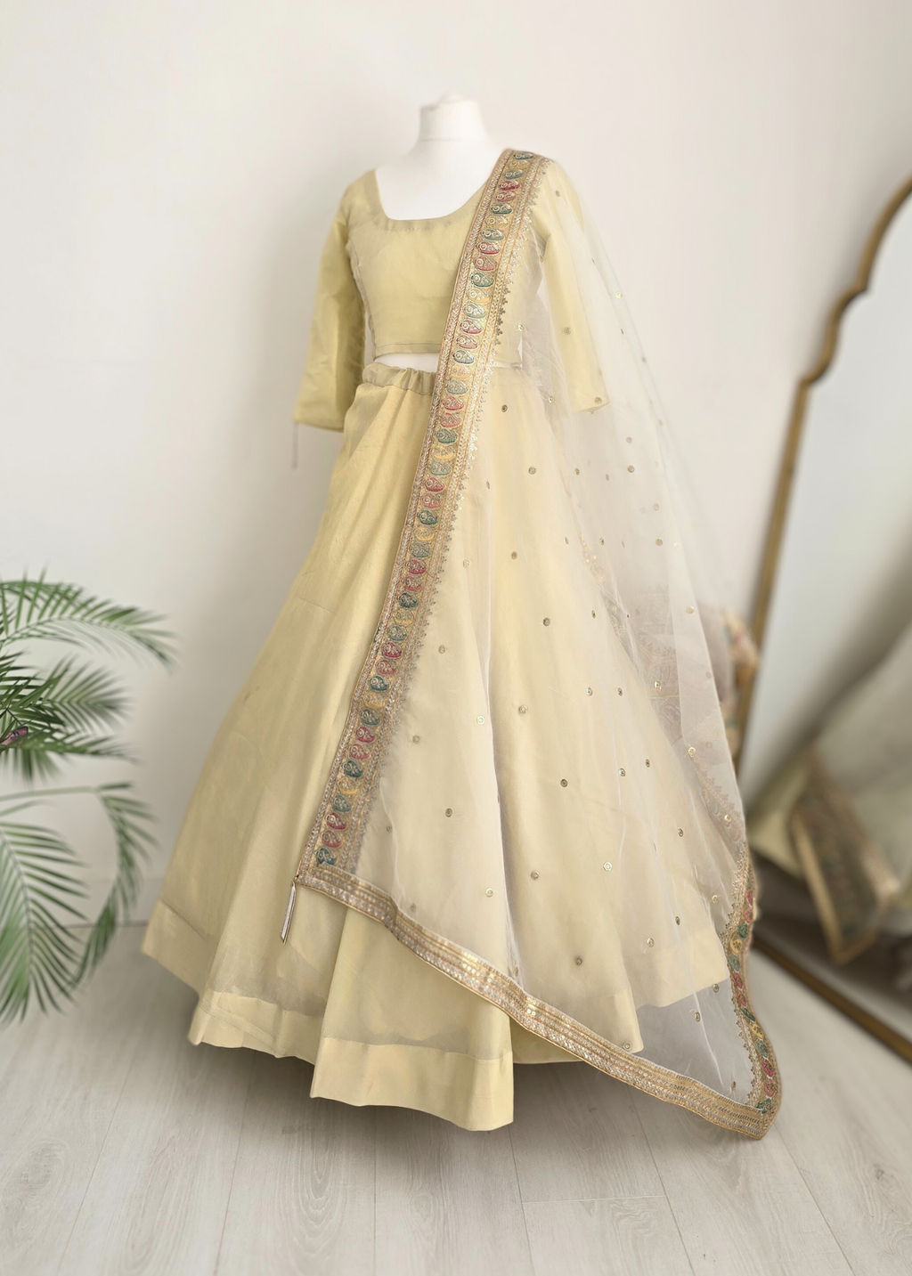 Gold Shimmer skirt/lehnga (sizes 6-18)