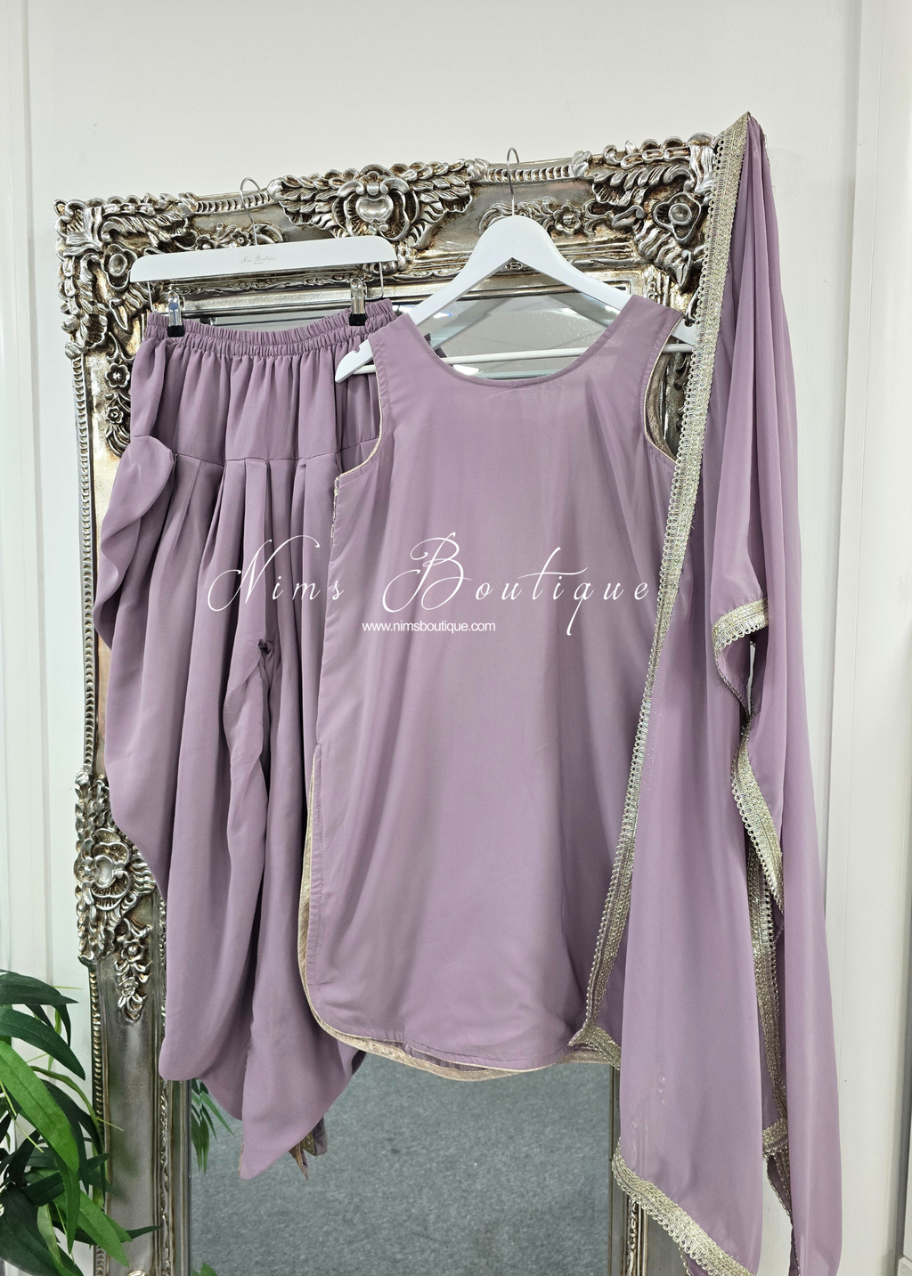 Lilac Embroidered Dhoti Salwar Suit (Size 10- 12)