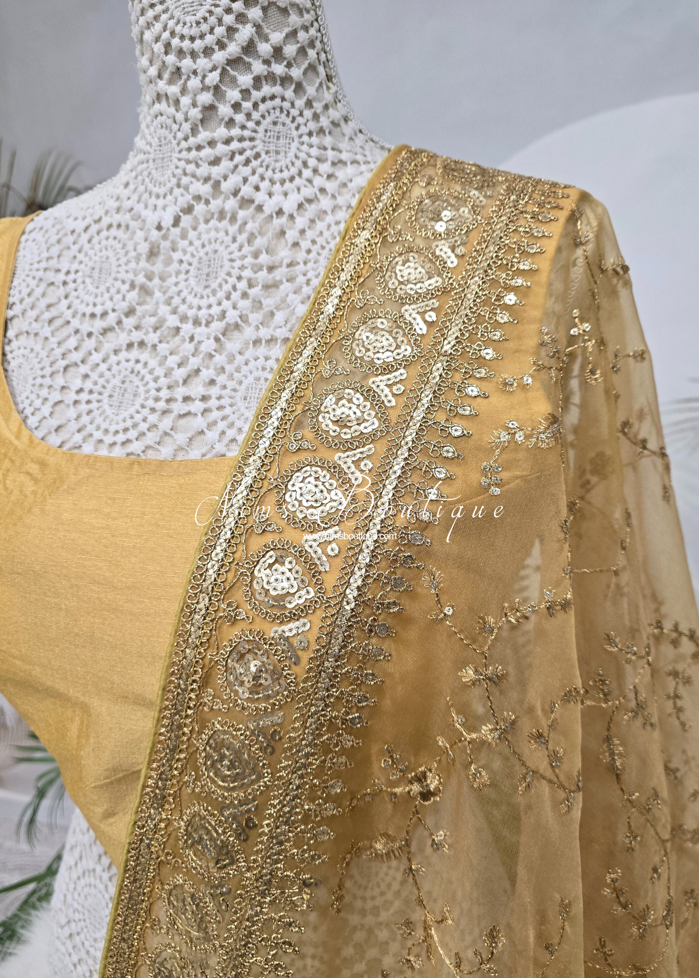 Mahi Luxury Gold Organza Embroidered Dupatta/Chunni