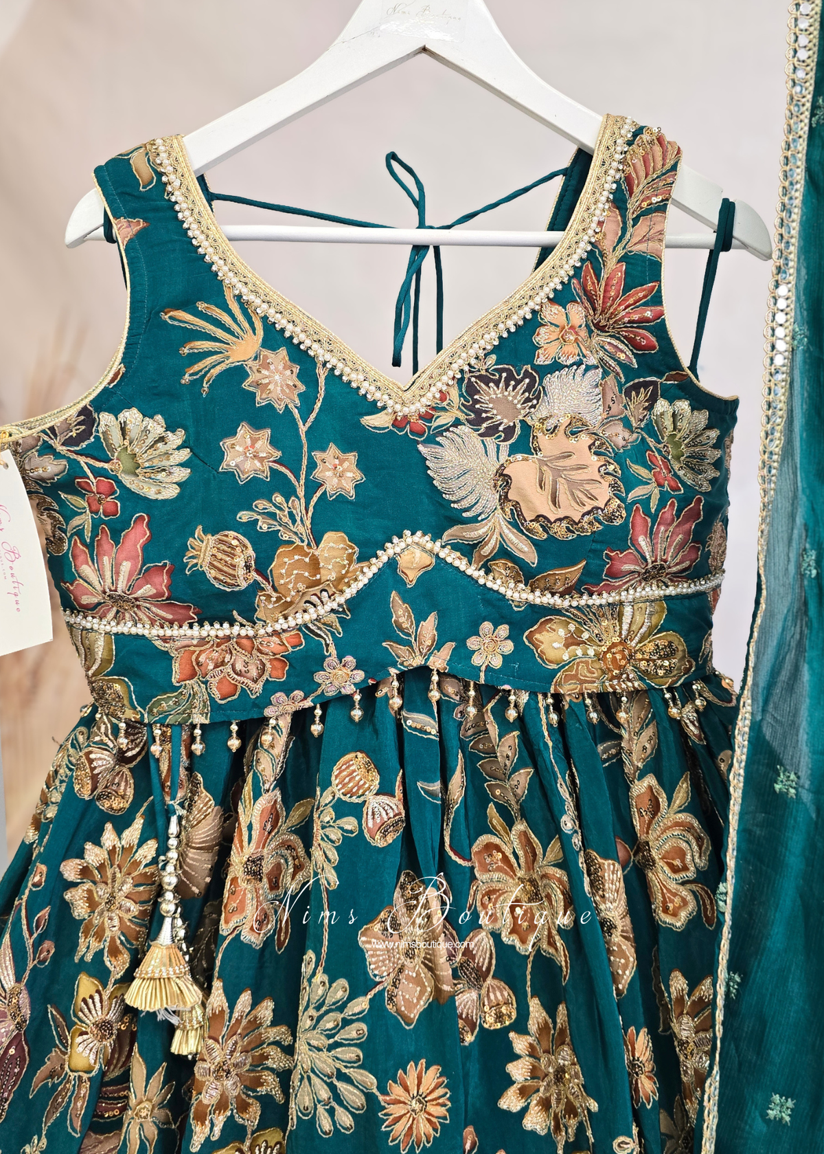 Luxury Teal Green Floral Embellished Lehnga. Size 12