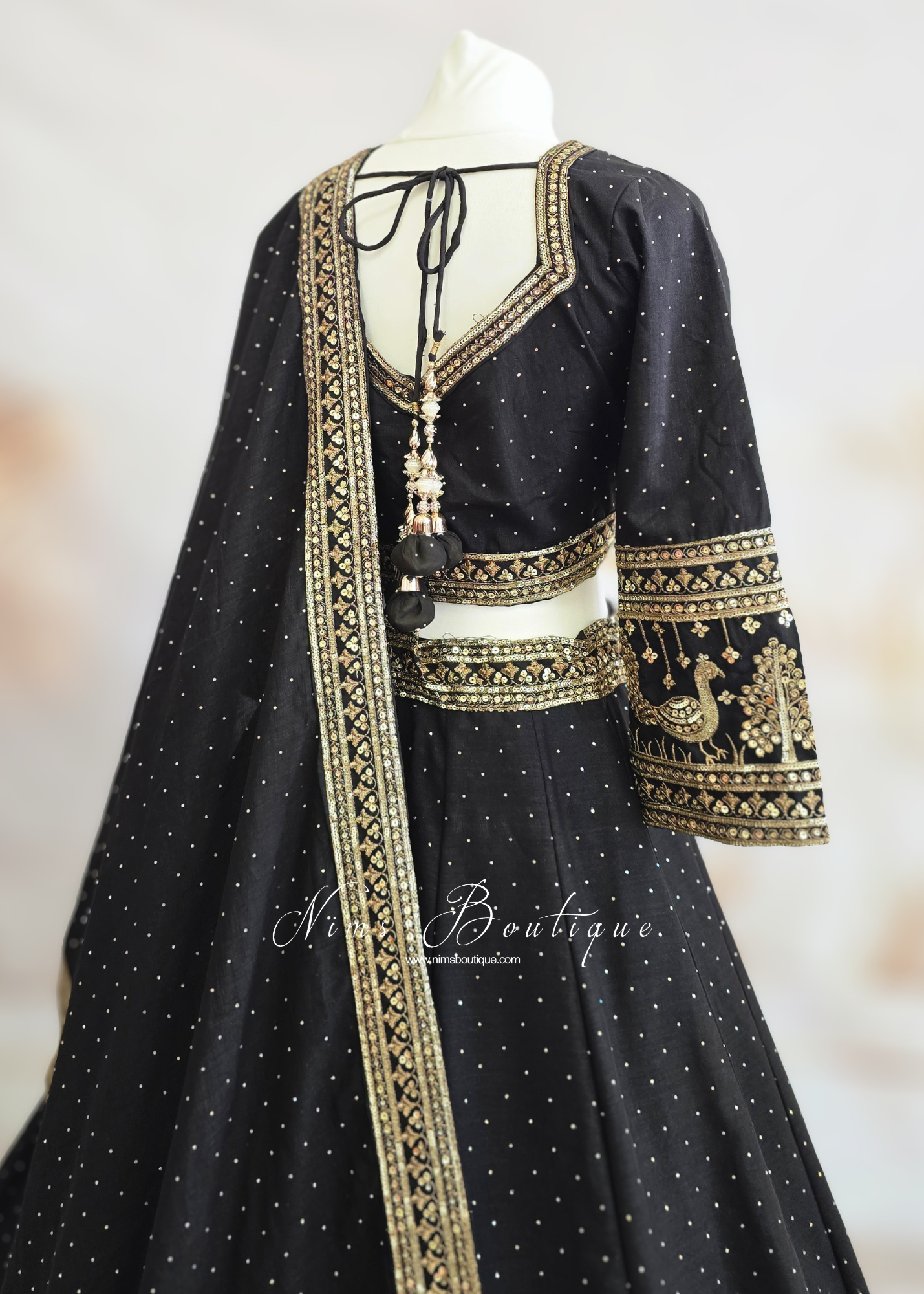 Luxury Black & Gold Peacock Long Sleeve Lehnga (size 12-14)
