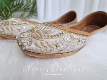 Ivory Embellished Leather Punjabi Juttis