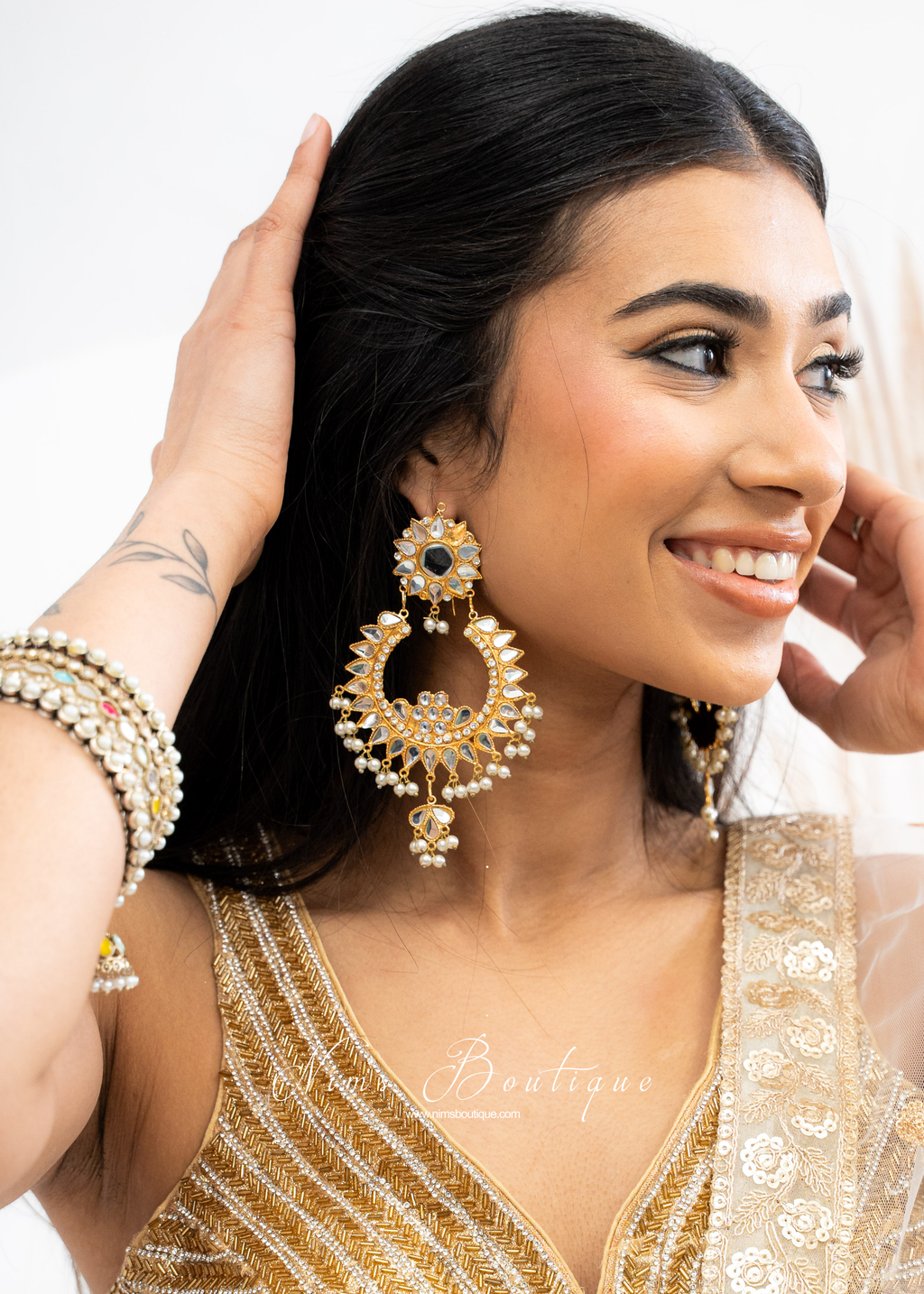 Tanuja Light Gold & Pearl Maharani Earrings