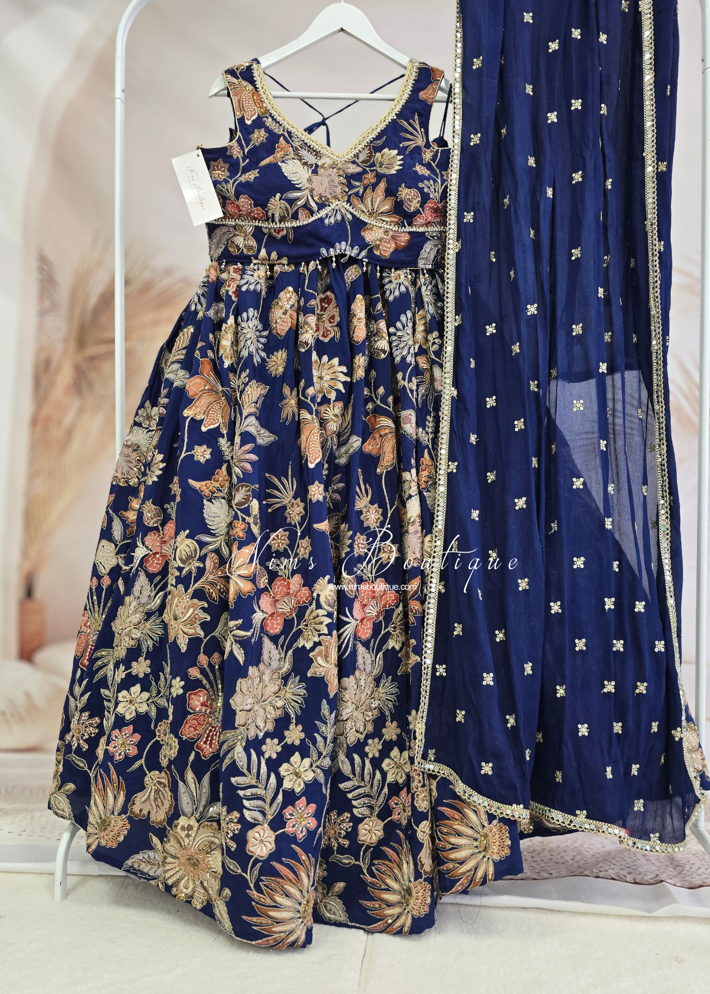 Luxury Floral Embellished Lehnga (size 12)