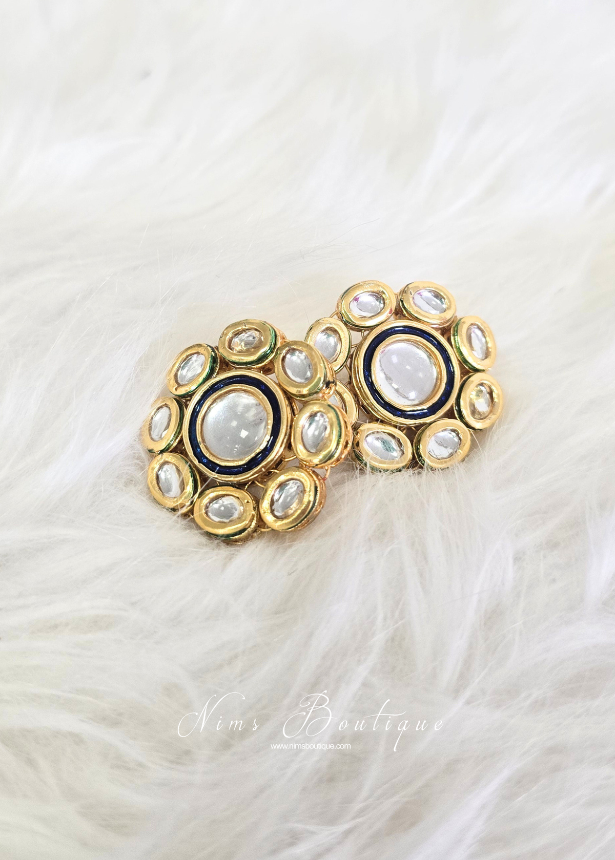 Round Kundan Stud earrings