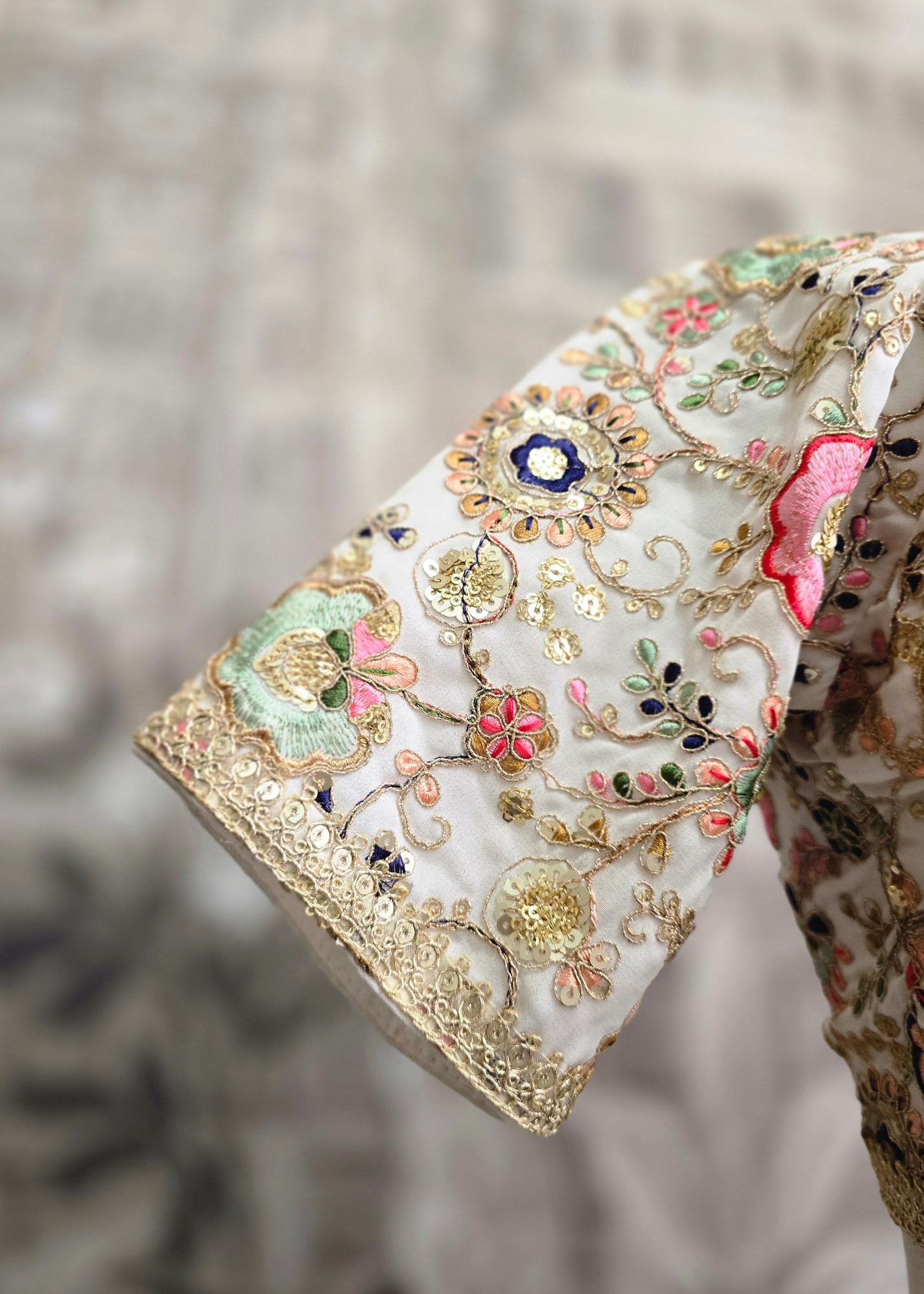 Genelia White Embroidered Blouse (10-12)