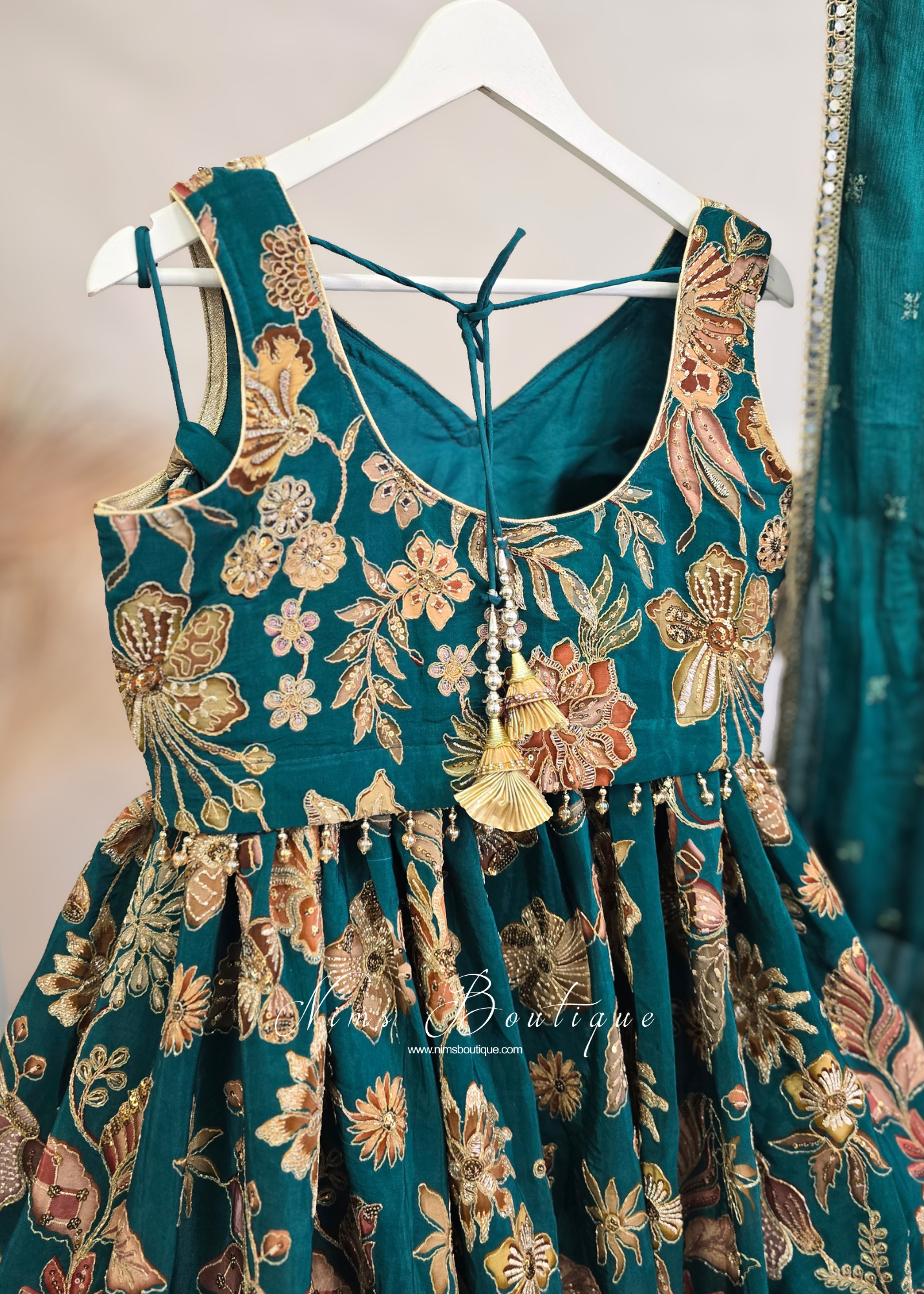Luxury Floral Embellished Lehnga (size 12)