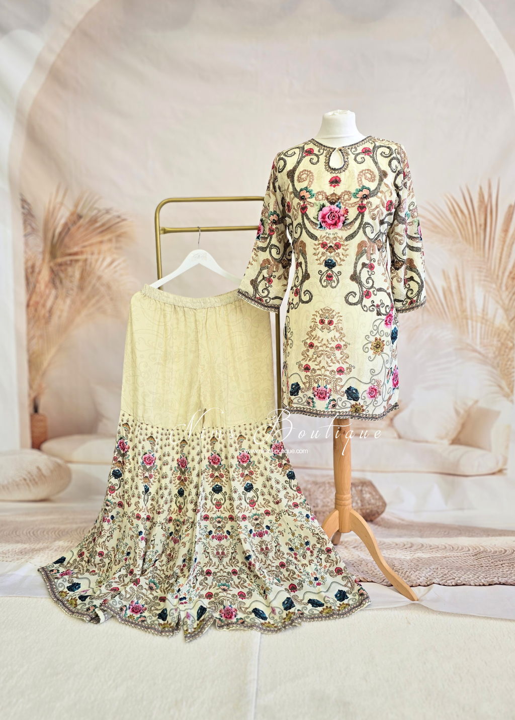 Cream Printed Floral Gharara Suit (size 14-18)