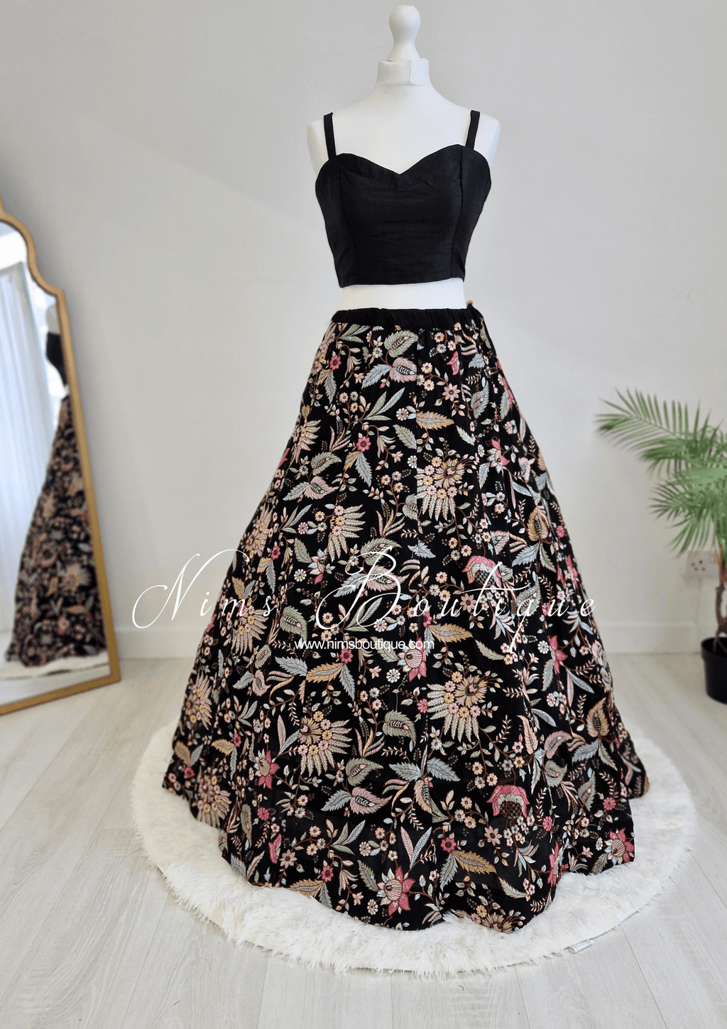 Nims Boutique Sarika Black Multicolour Embellished Luxury Skirt sizes 4-22