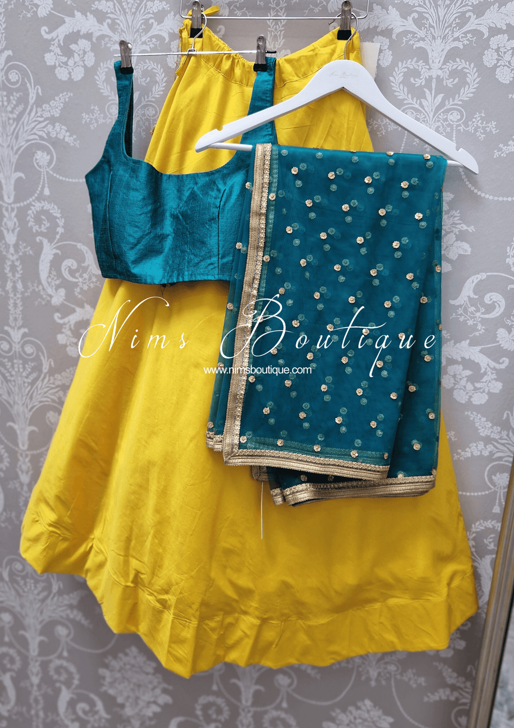 Nims Boutique Luxury Peacock Green Net Sequin Dupatta/Chunni LNS12