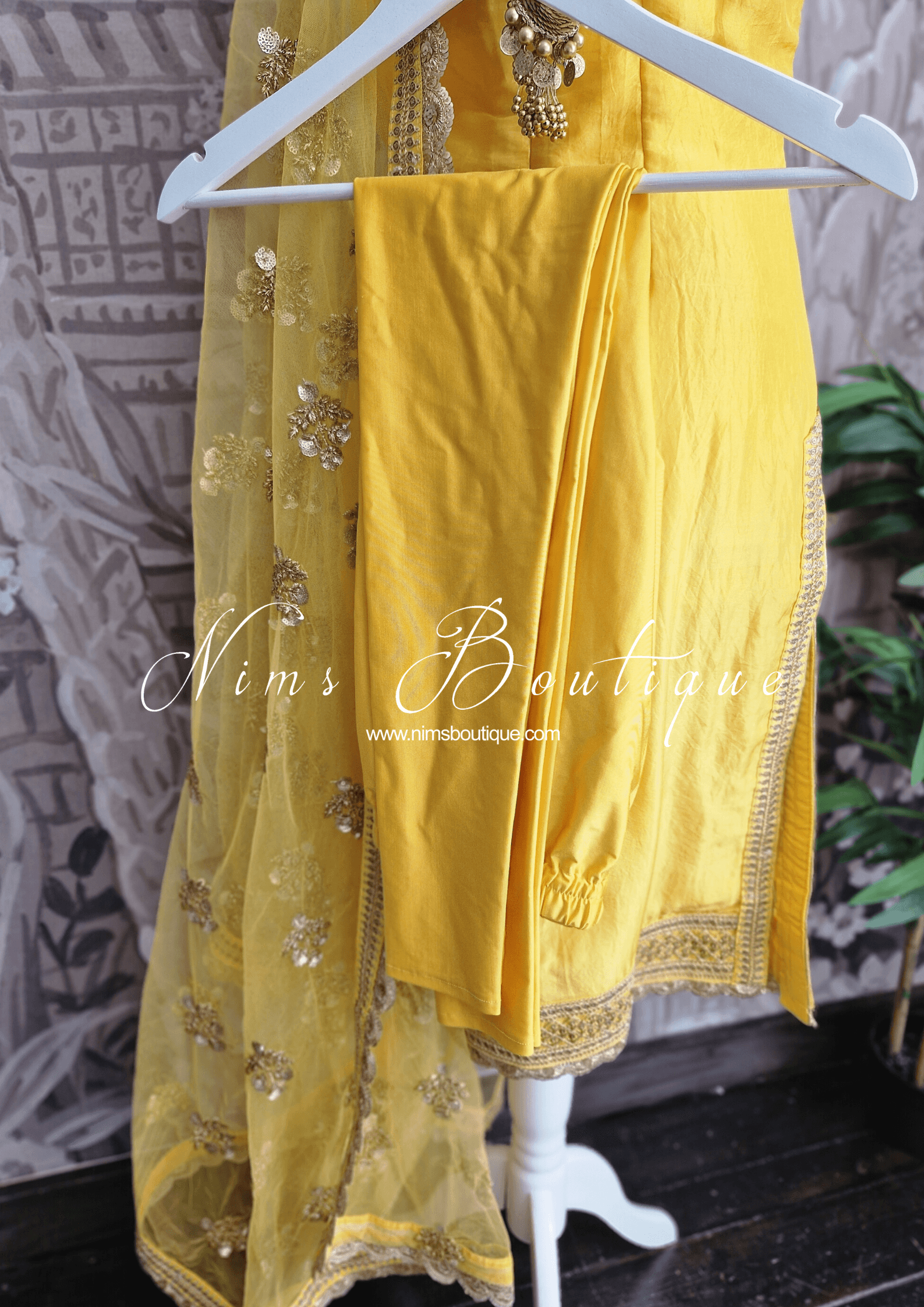 Nims Boutique The NB Classic Sleeveless Yellow Silk Pajami Suit sizes 4 to 22