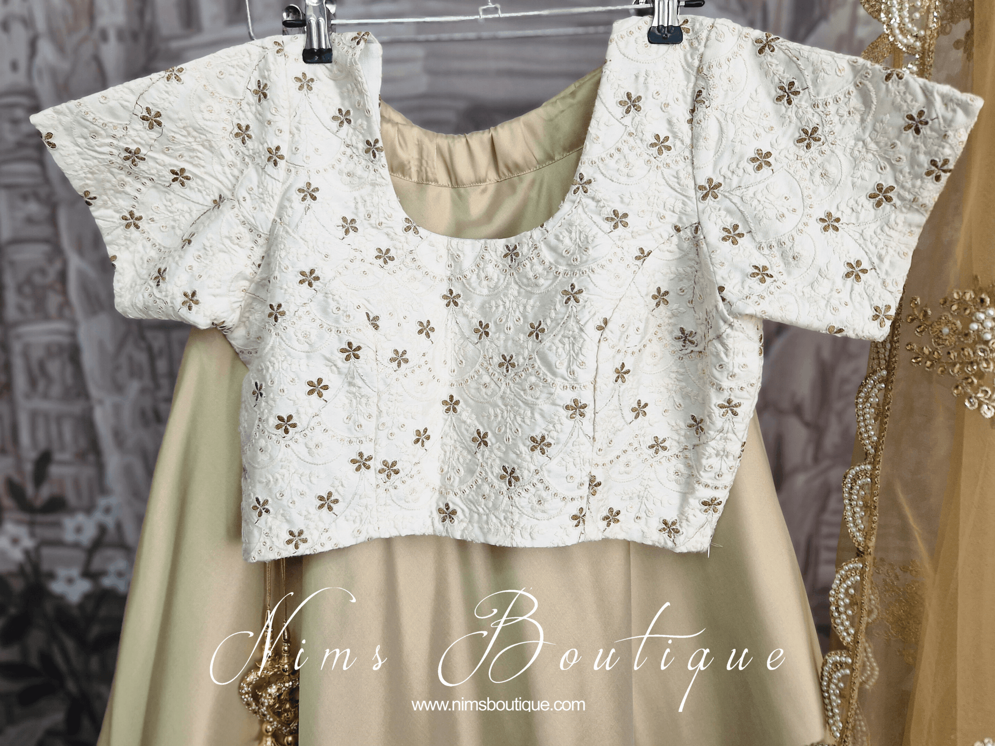 Nims Boutique Isabel Readymade Ivory & Gold Embroidered Blouse size 8-10