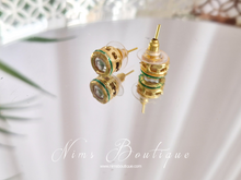 Small round kundan stone stud earrings