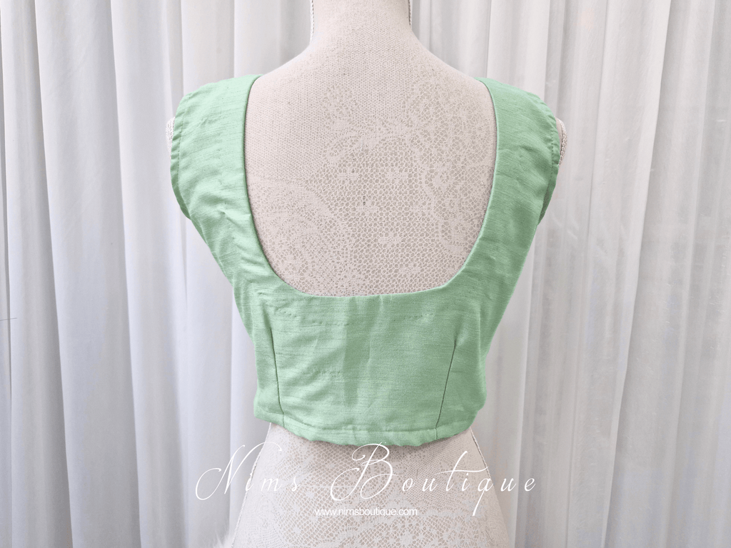 Nims Boutique Sleeveless Mint Blouse 4-18