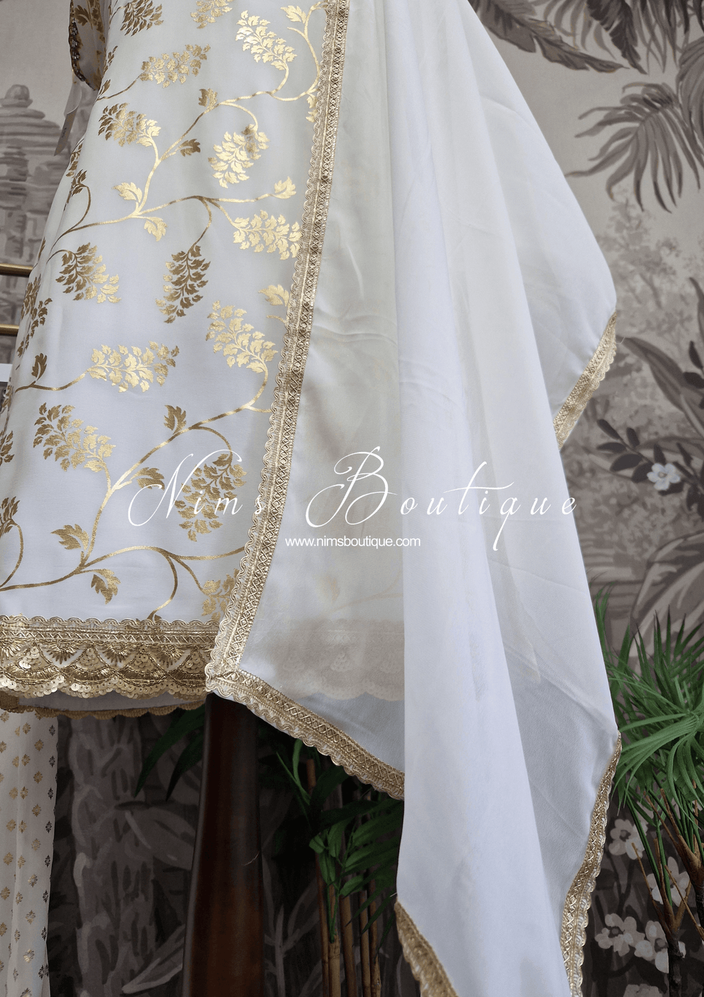 Nims Boutique White foil print sharara suit Size 16-18