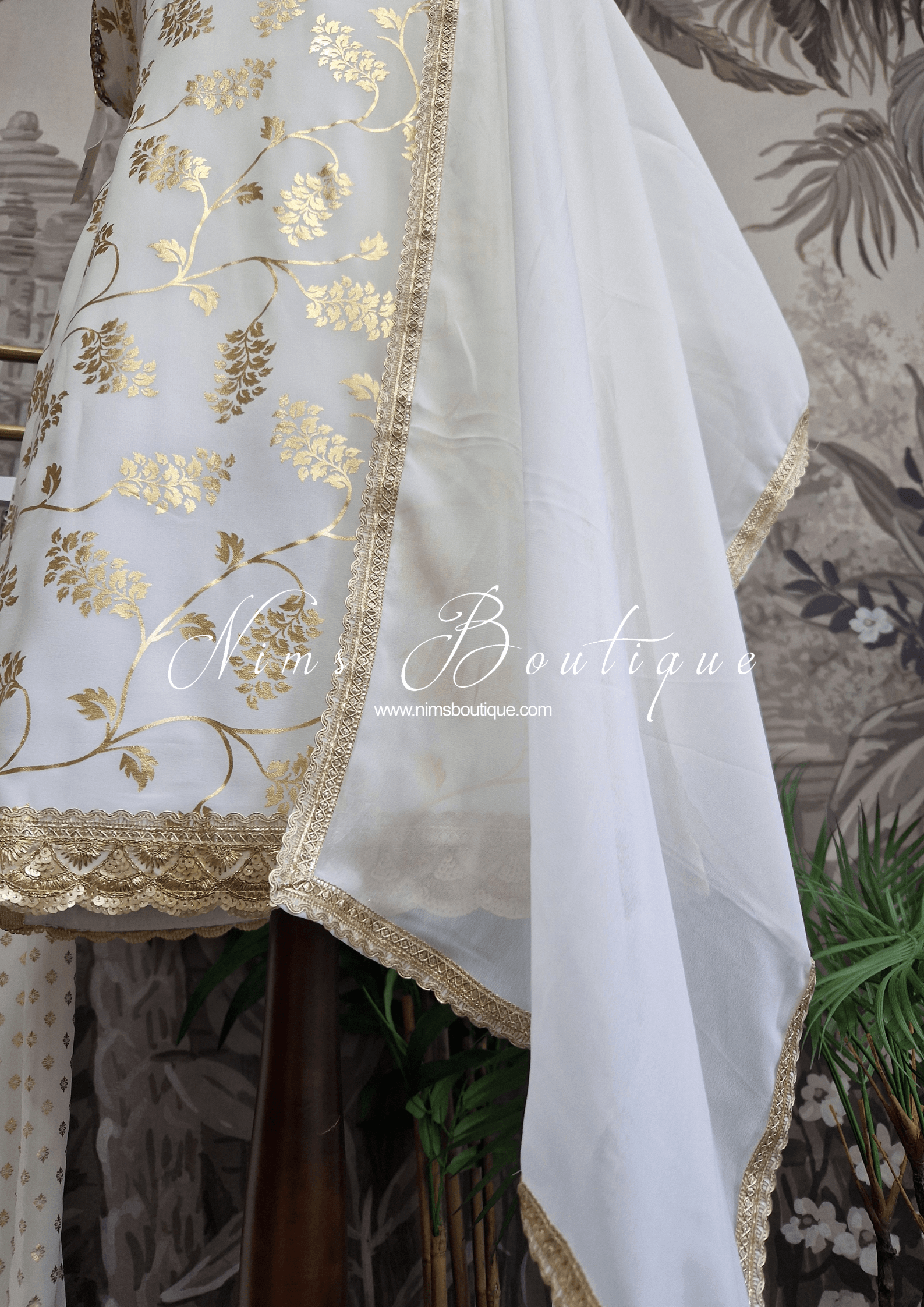Nims Boutique White foil print sharara suit Size 16-18