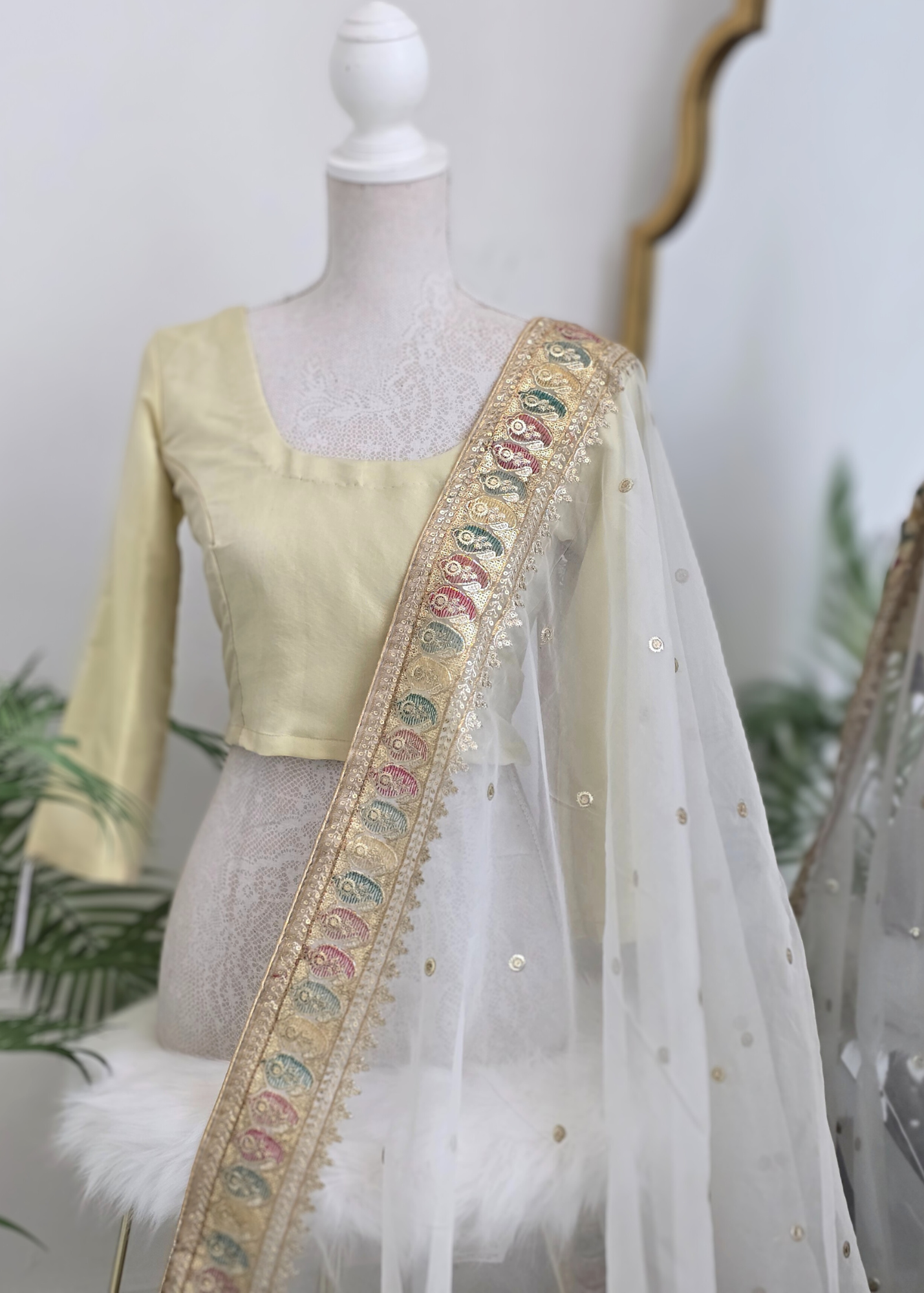 Sunidhi White Multicolour Organza Dupatta/Chunni