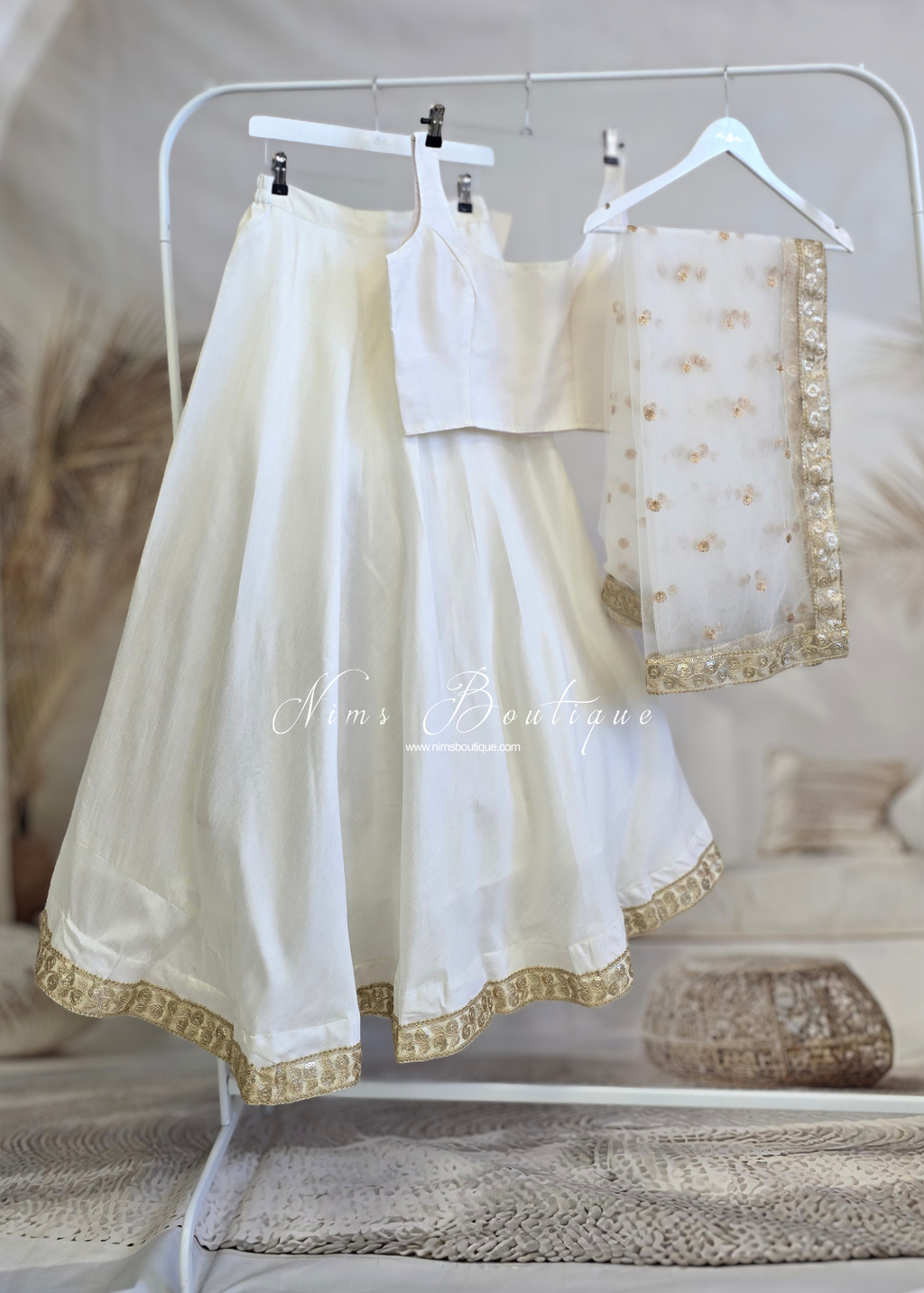 Saloni Sleeveless Ivory Raw Silk Blouse (4-20)