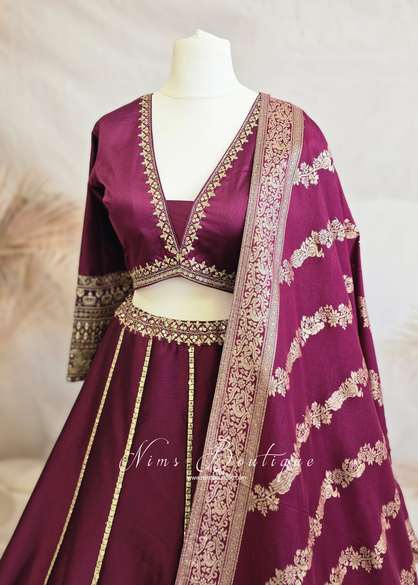 Luxury Silk Long Sleeve Lehnga (size 12-14)