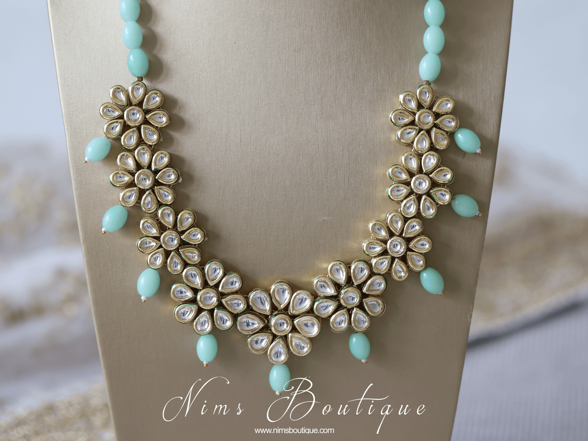 Nims Boutique Shabana Kundan & Mint Jewellery Set