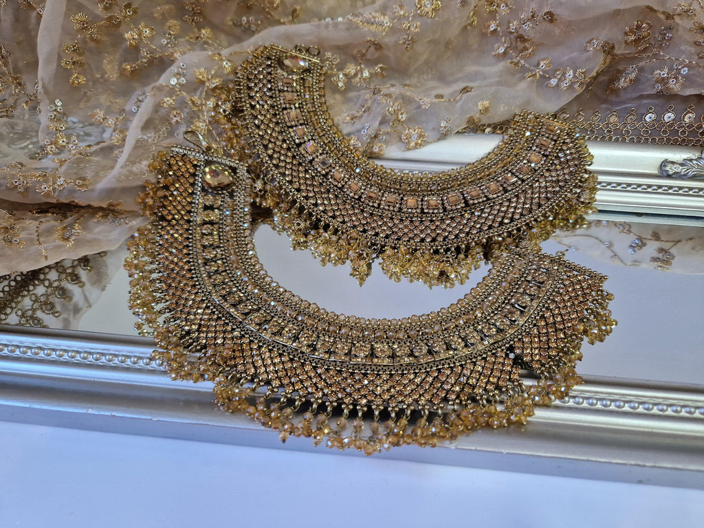 Nims Boutique Royal Shaadi Antique Gold & Gold stone Anklets slight fault