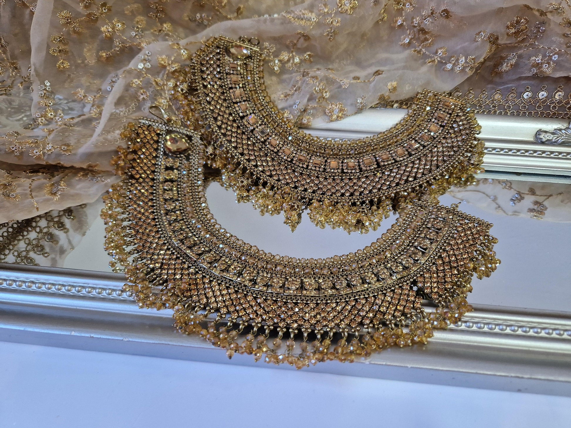 Nims Boutique Royal Shaadi Antique Gold & Gold stone Anklets slight fault