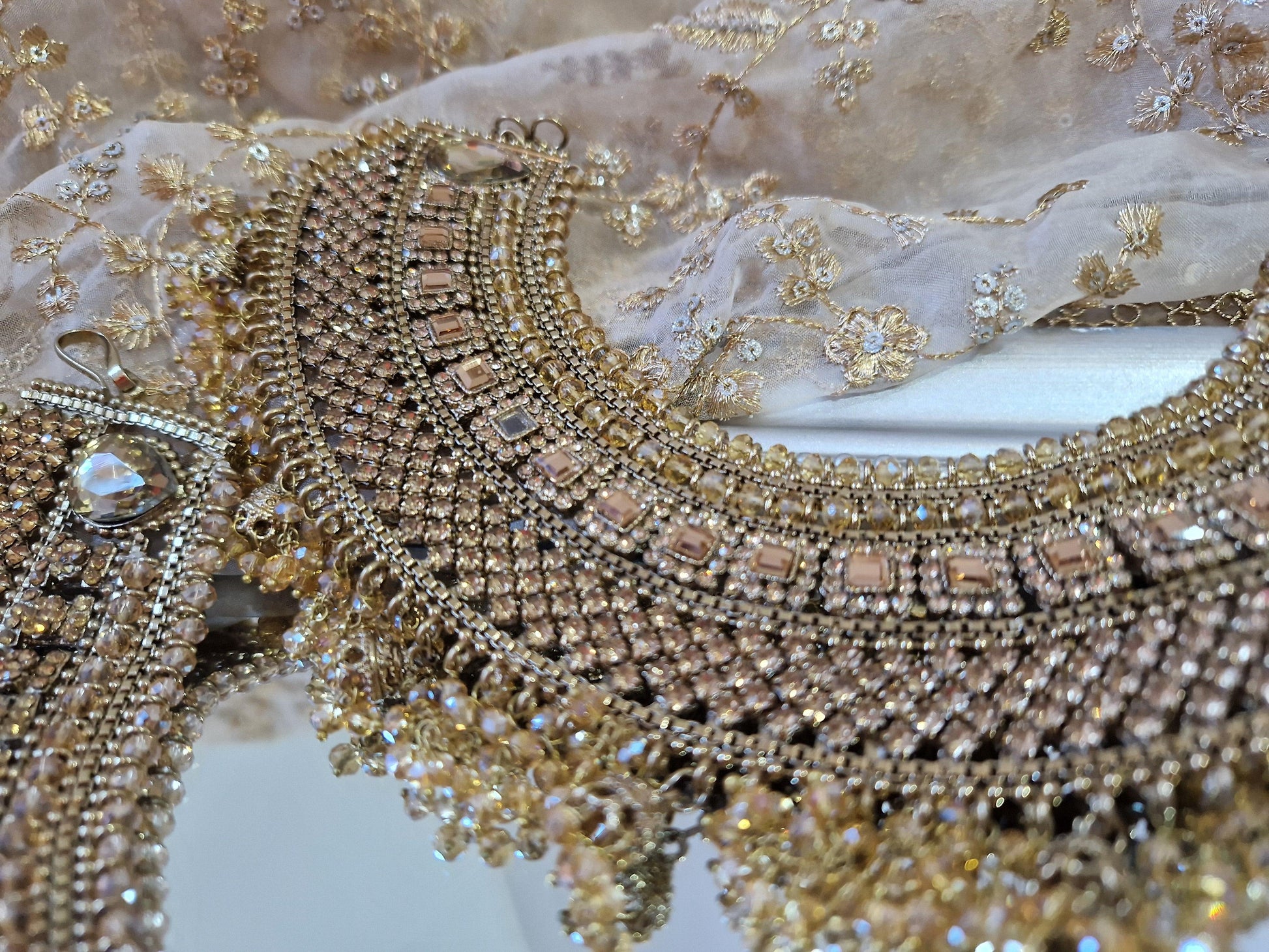 Nims Boutique Royal Shaadi Antique Gold & Gold stone Anklets slight fault