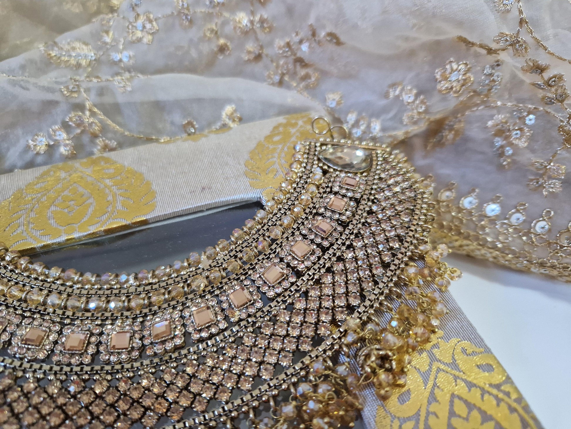 Nims Boutique Royal Shaadi Antique Gold & Gold stone Anklets