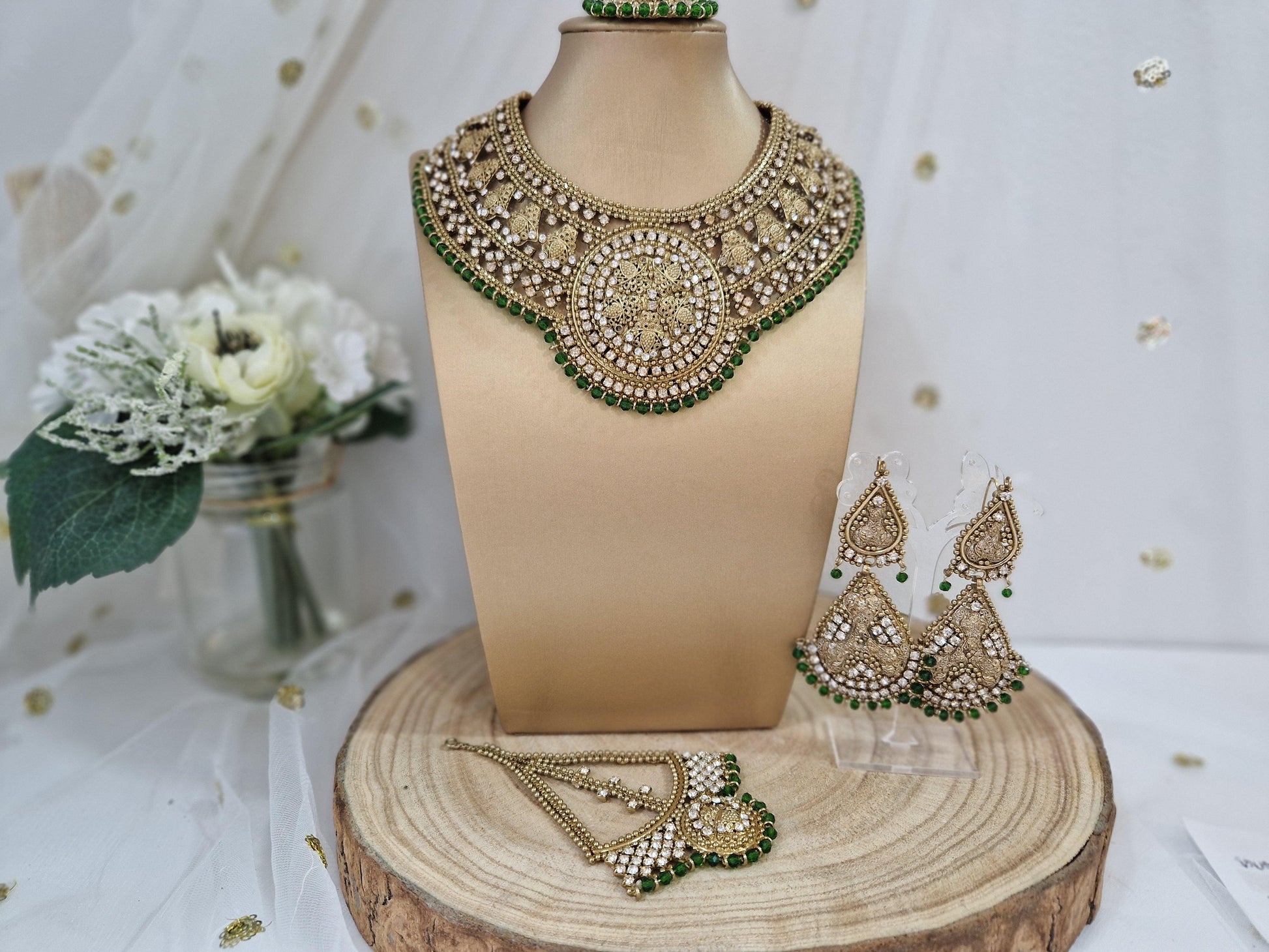 Nims Boutique Madhubala Antique Gold & Green Bridal Set SS108