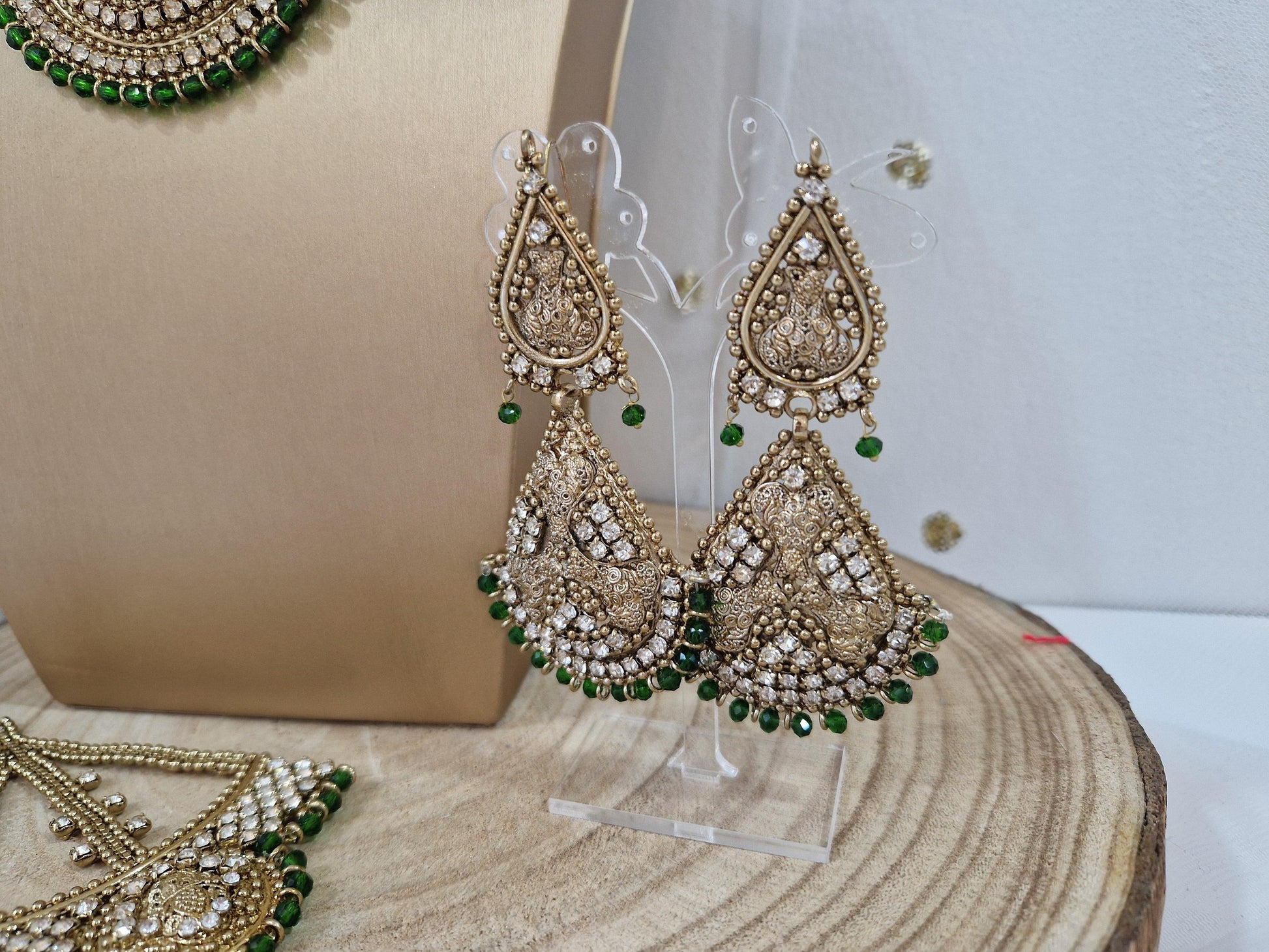 Nims Boutique Madhubala Antique Gold & Green Bridal Set SS108