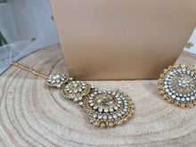 Madhubala Antique Gold Bridal Set (SS110)