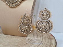 Madhubala Antique Gold Bridal Set (SS111)