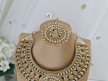 Madhubala Antique Gold Bridal Set (SS111)