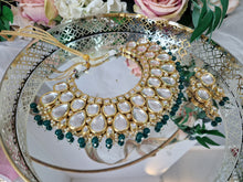 Sabrina Luxury Kundan & Green Choker Set