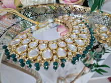 Sabrina Luxury Kundan & Green Choker Set