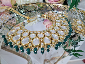 Sabrina Luxury Kundan & Green Choker Set