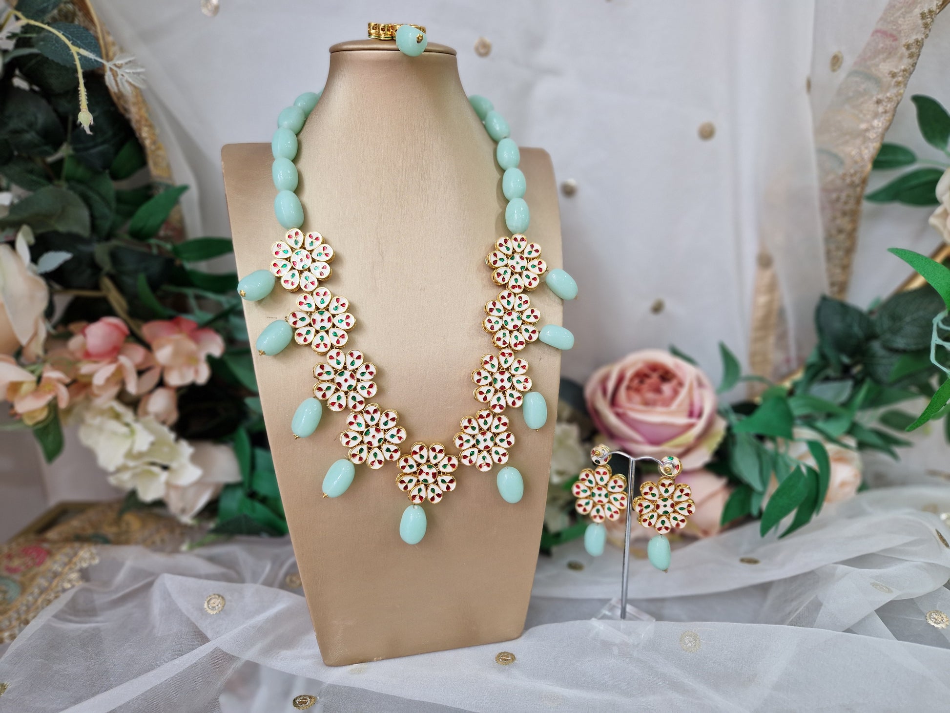 Nims Boutique Large Shabana Kundan & Mint Jewellery Set