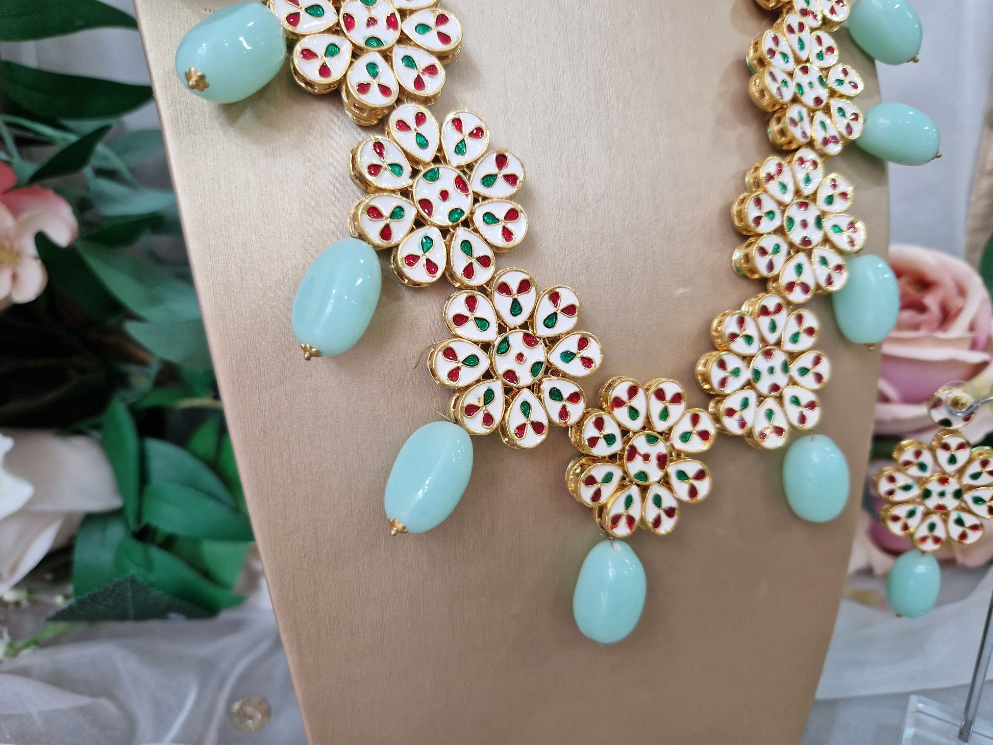 Nims Boutique Large Shabana Kundan & Mint Jewellery Set