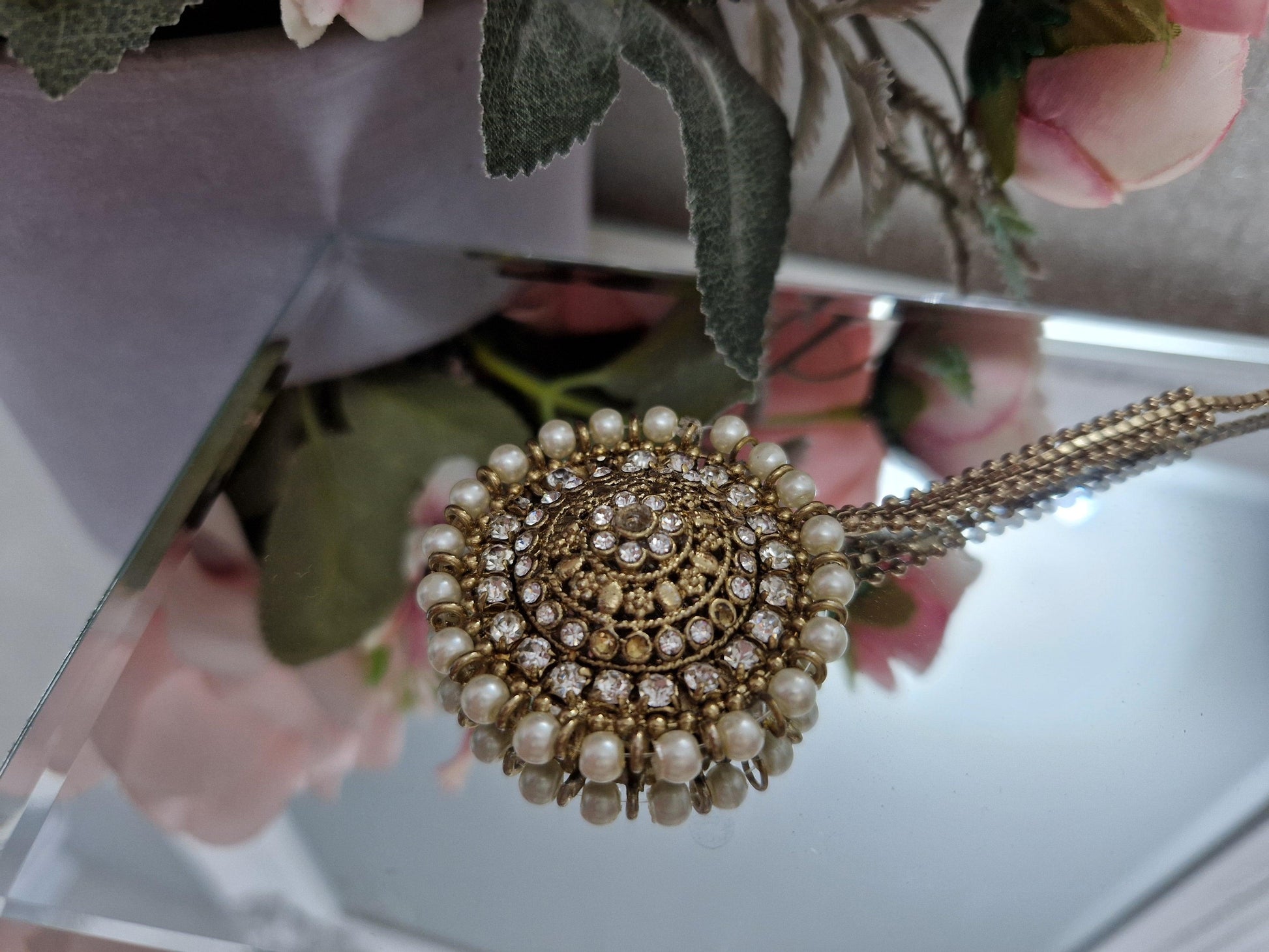 Nims Boutique Royal Antique Pearl Tikka DW2