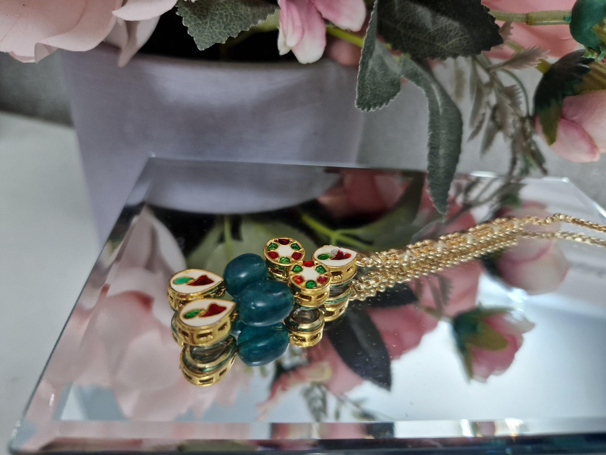Nims Boutique Pavan Kundan Green Tikka DW9