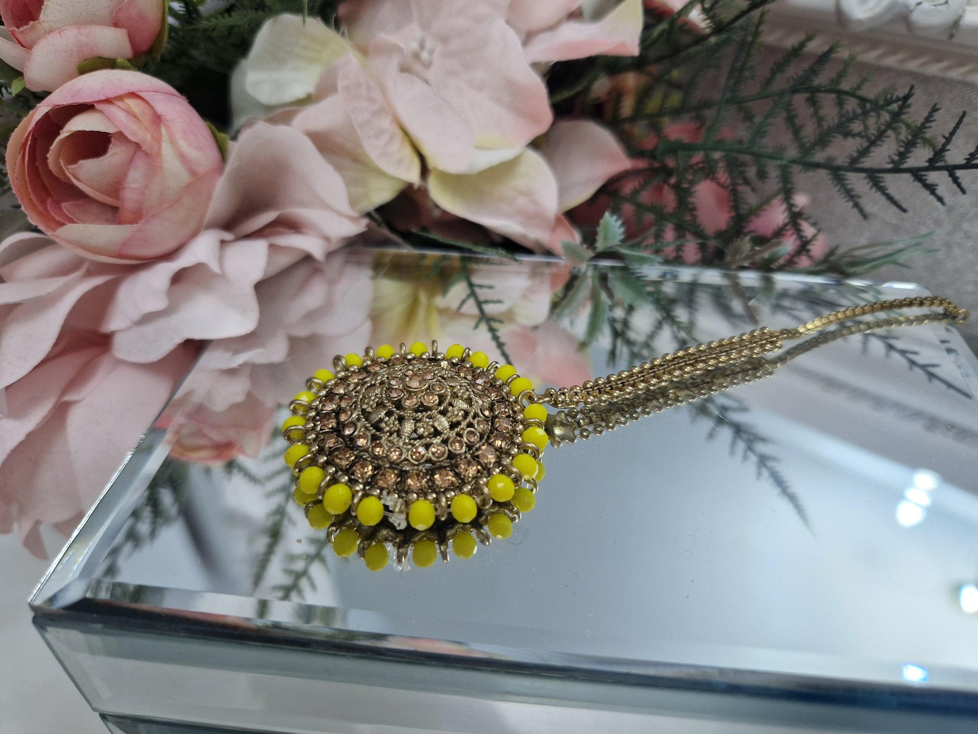 Nims Boutique Royal Antique Gold & Yellow Tikka DW18