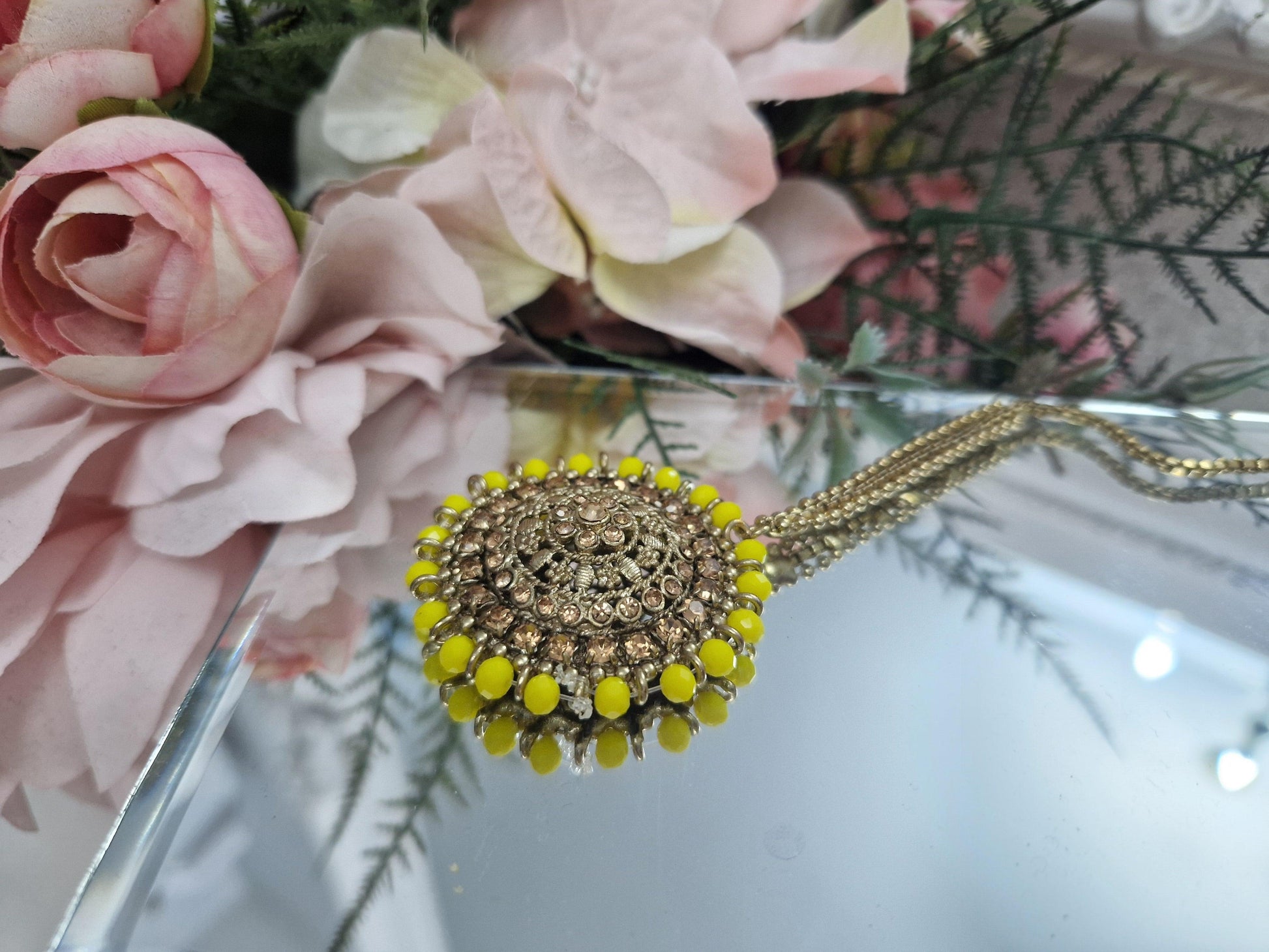 Nims Boutique Royal Antique Gold & Yellow Tikka DW18